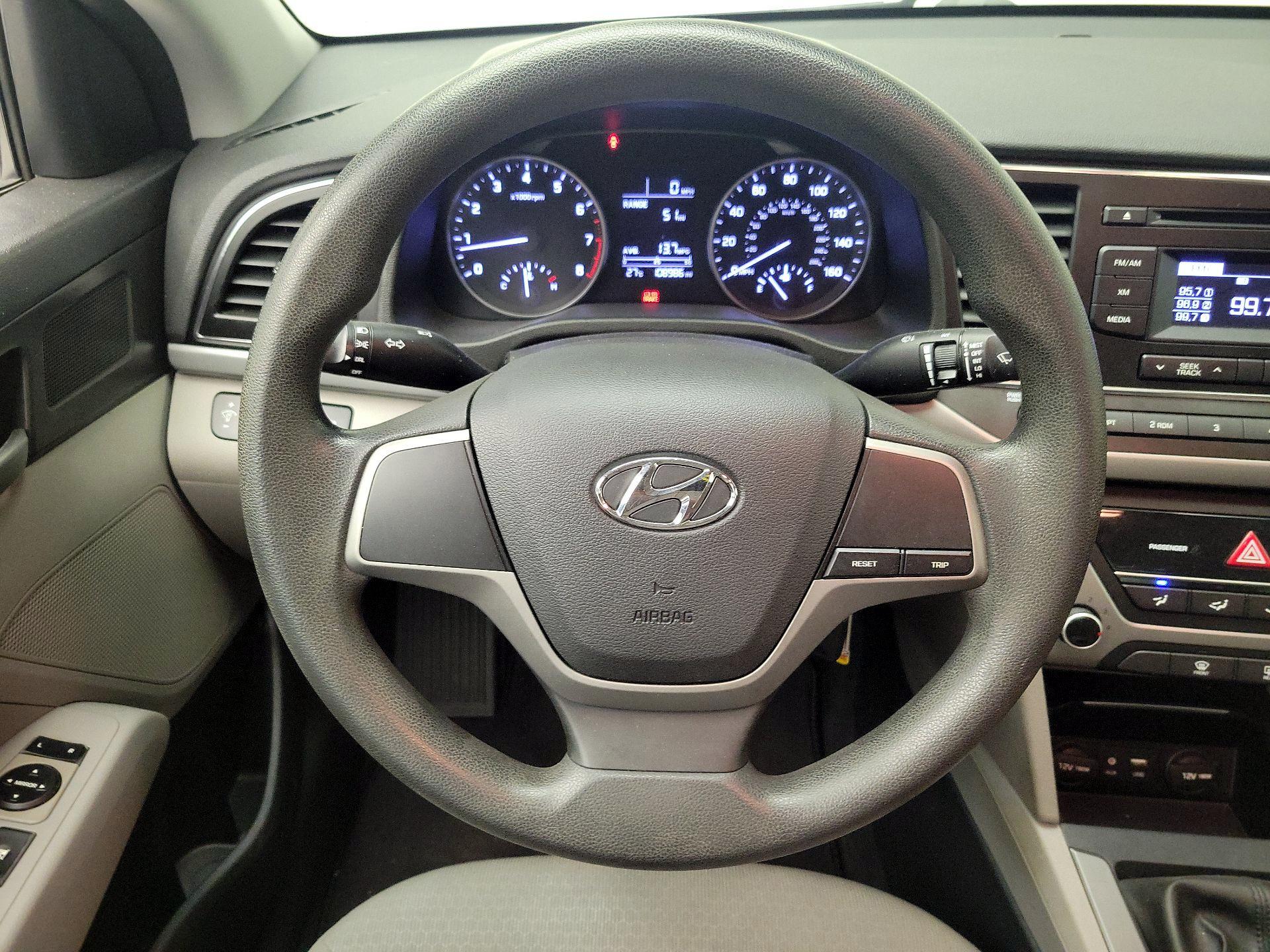 Thumbnail: 2017 Hyundai Elantra - 10
