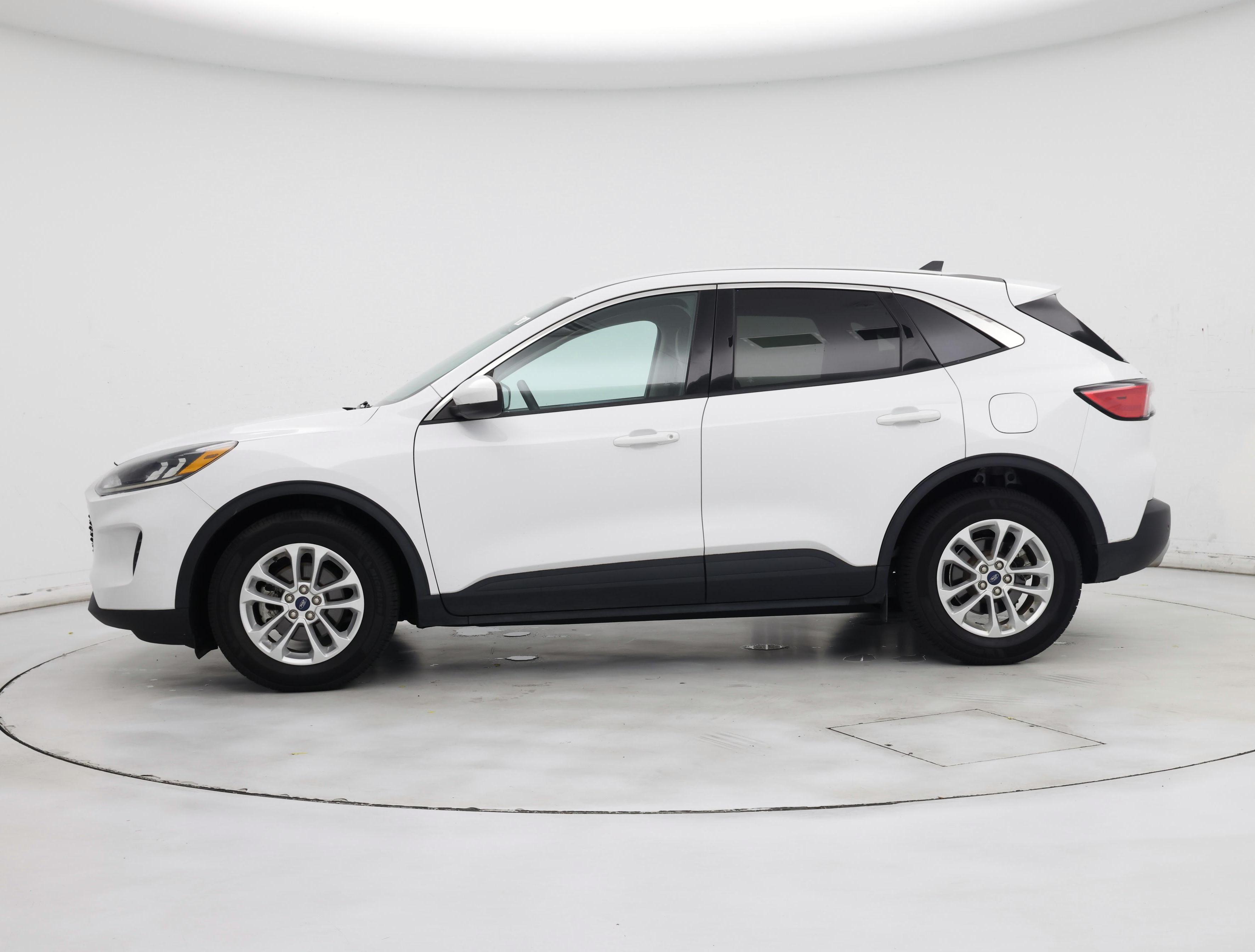 Thumbnail: 2020 Ford Escape - 3