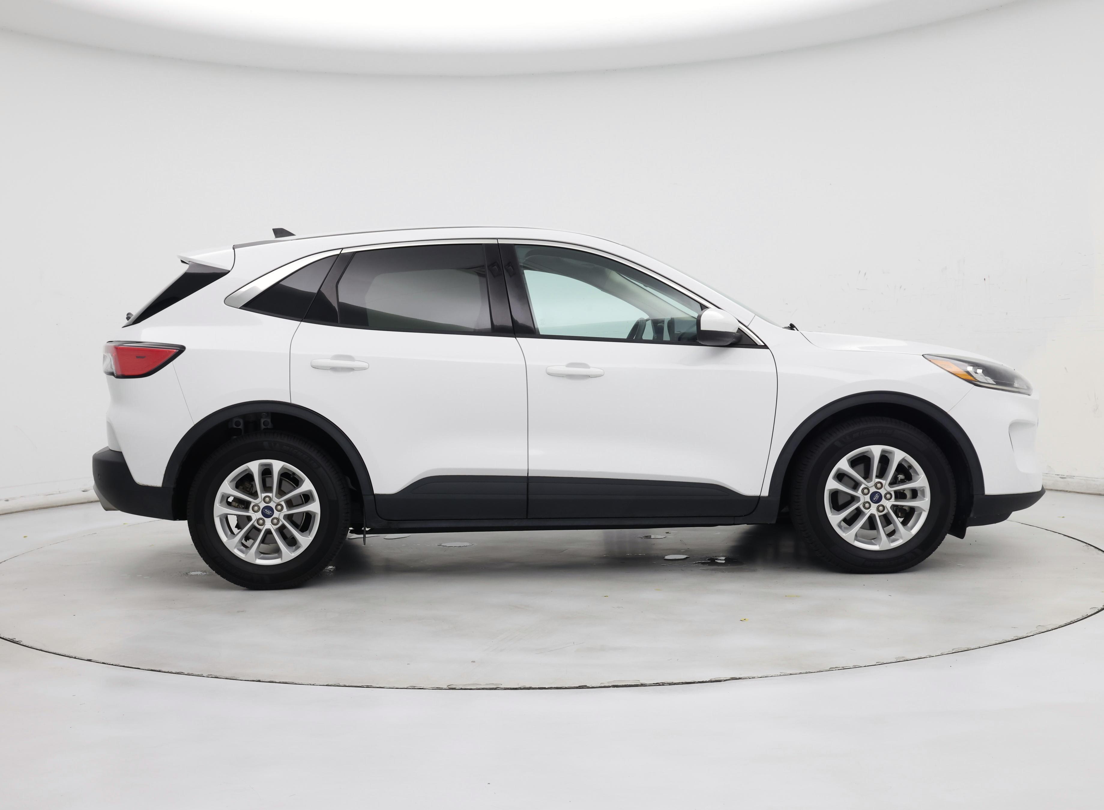 Thumbnail: 2020 Ford Escape - 7