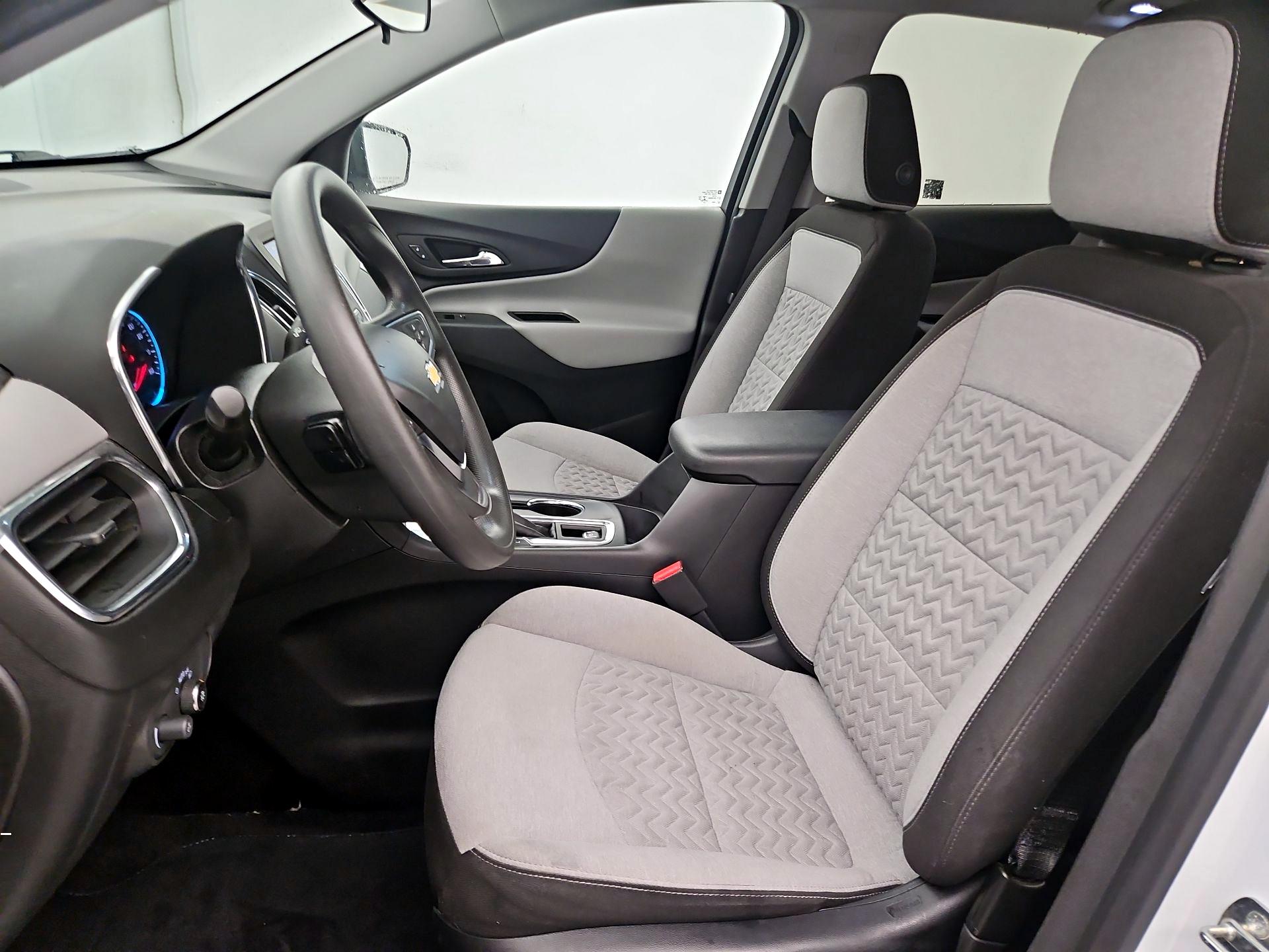 Thumbnail: 2022 Chevrolet Equinox - 11