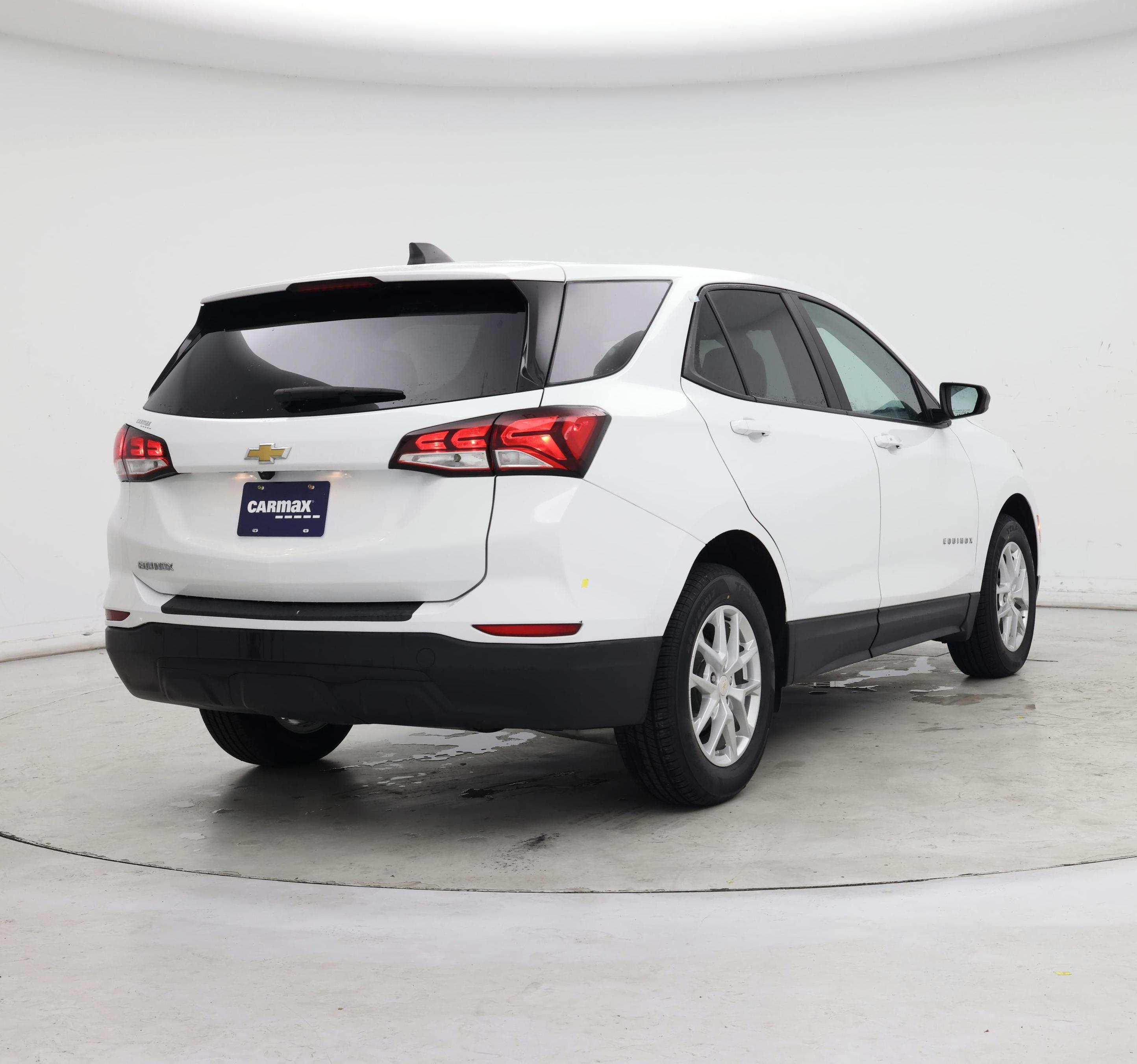 Thumbnail: 2022 Chevrolet Equinox - 8