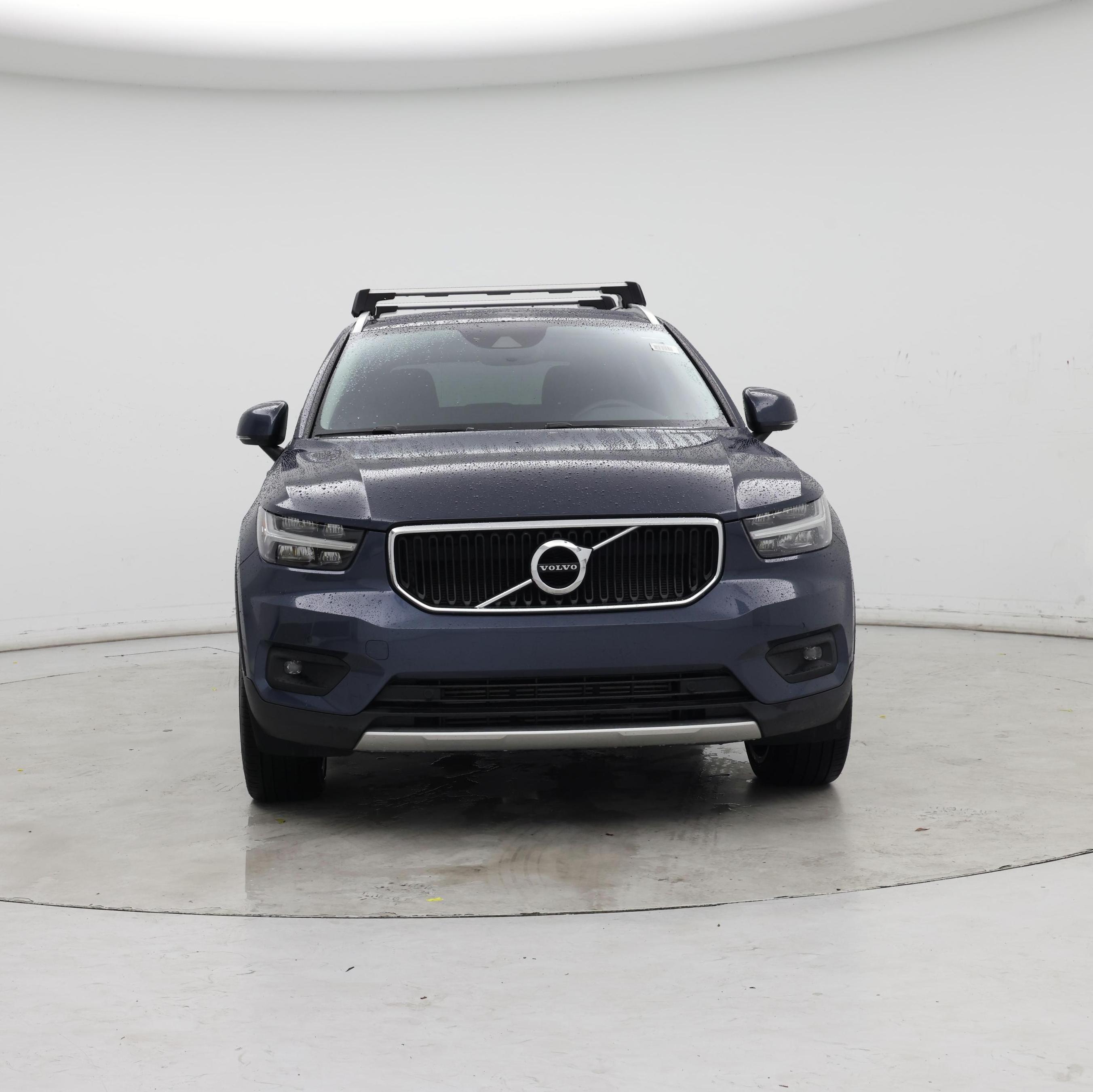Thumbnail: 2022 Volvo XC40 - 5