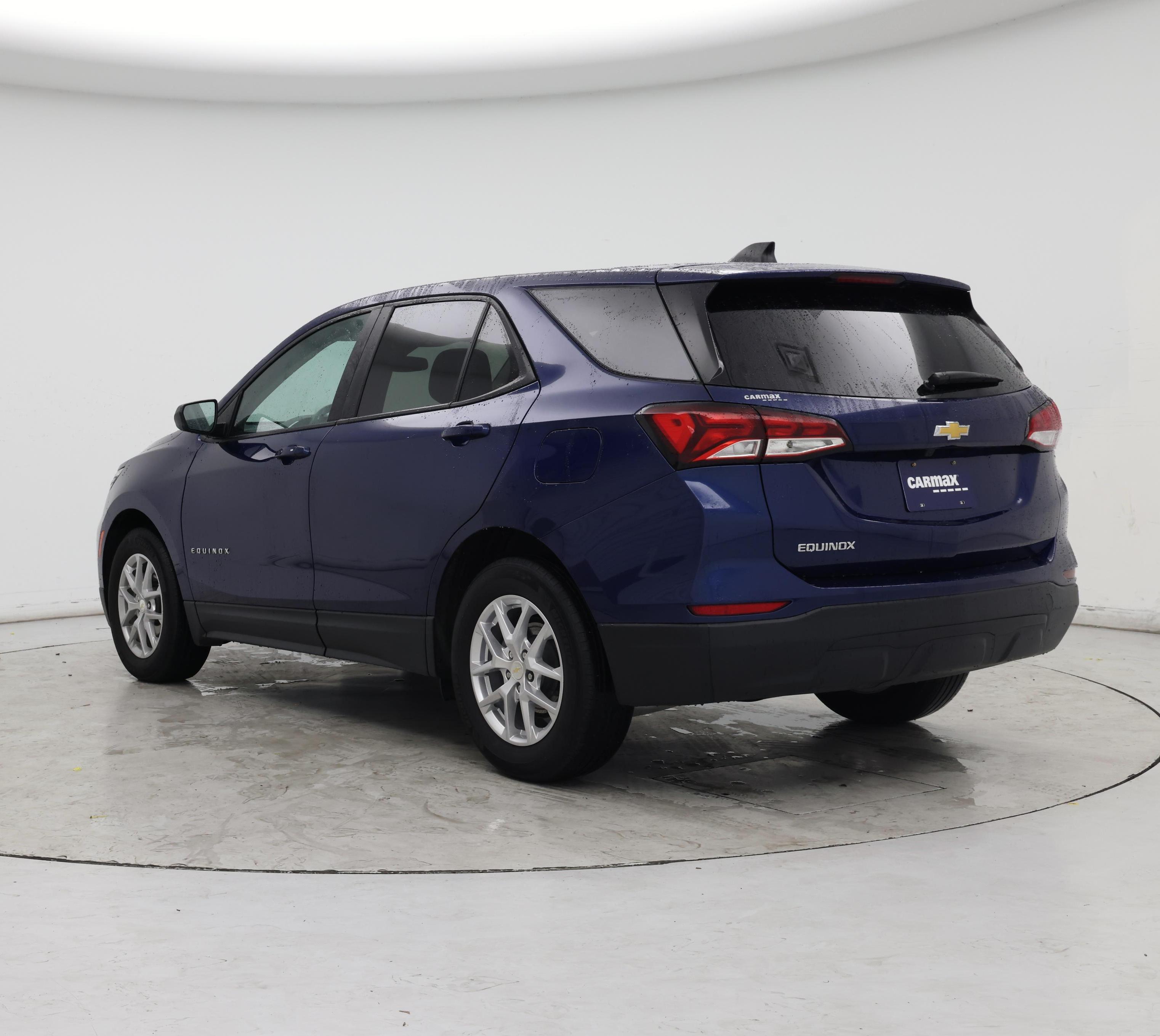 Thumbnail: 2022 Chevrolet Equinox - 2
