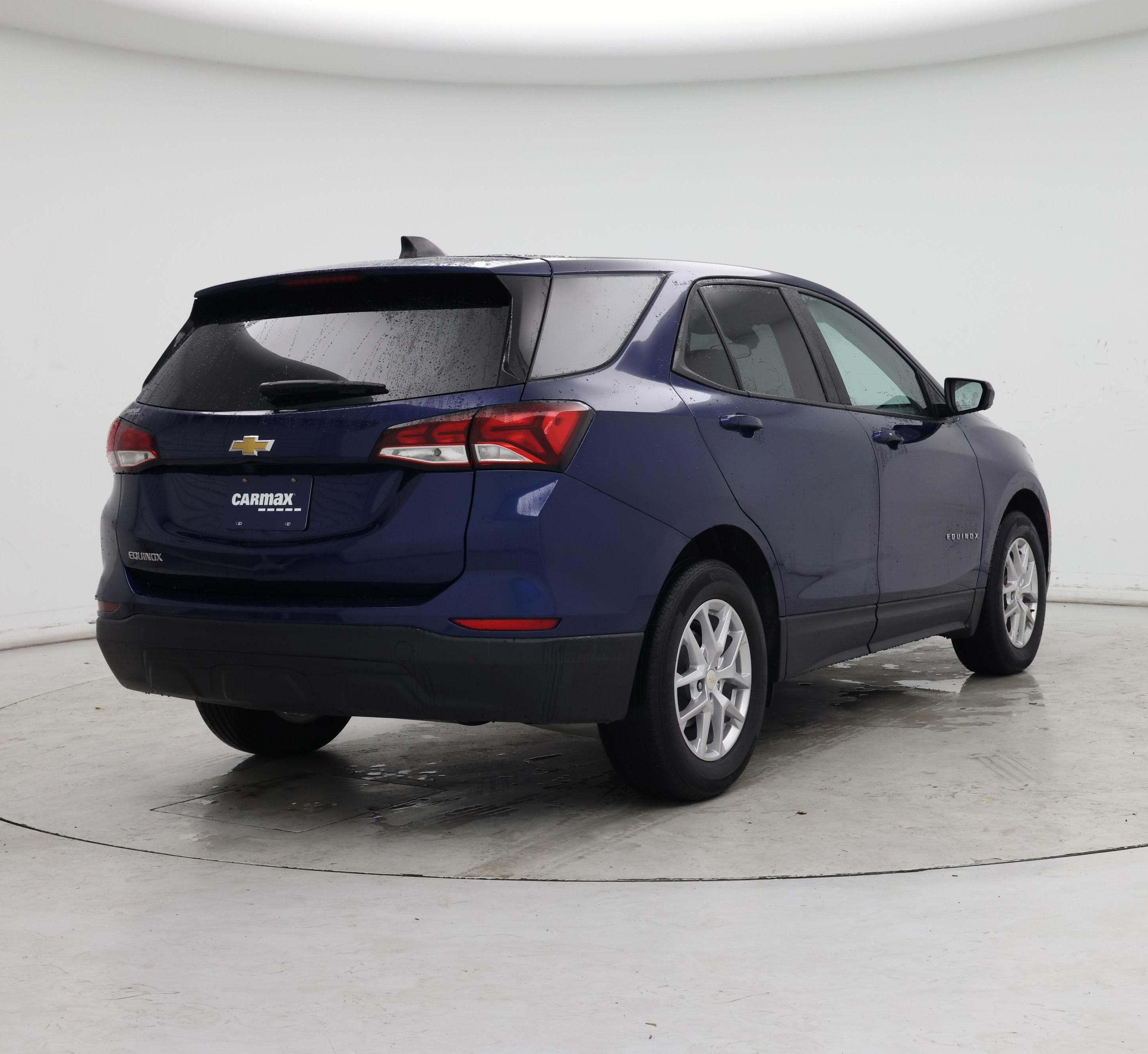 Thumbnail: 2022 Chevrolet Equinox - 8