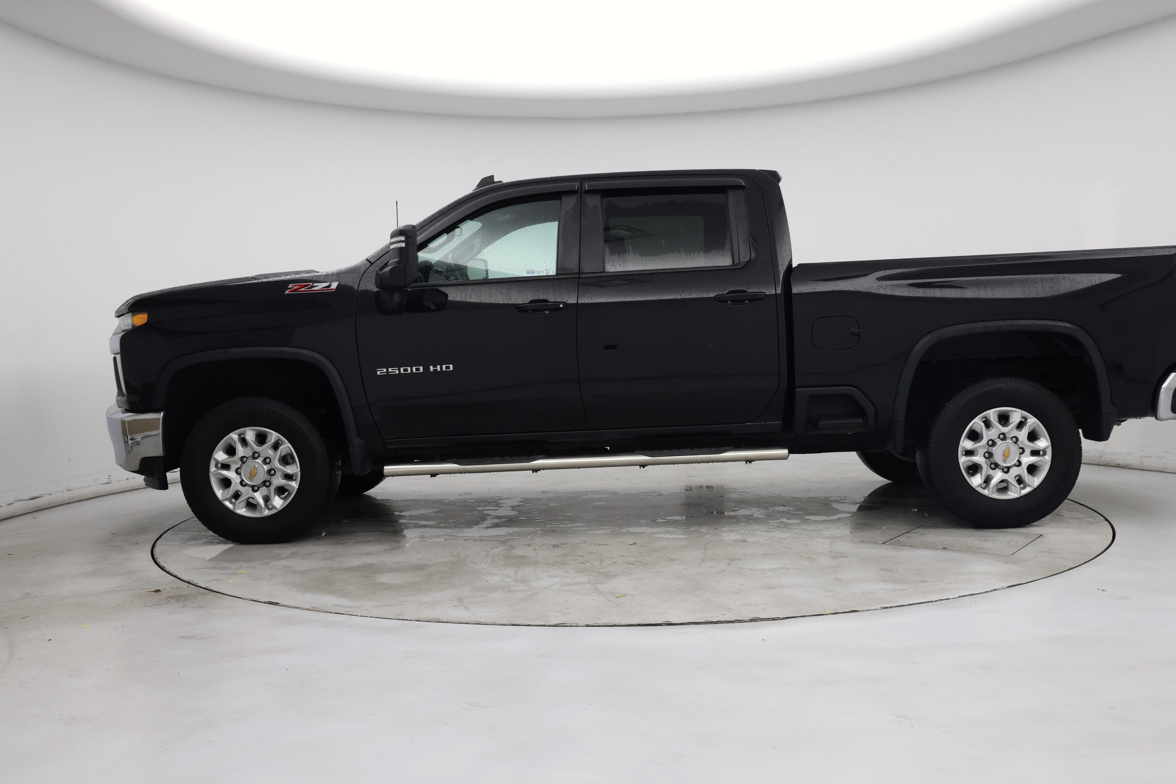 Thumbnail: 2023 Chevrolet Silverado 2500 - 3