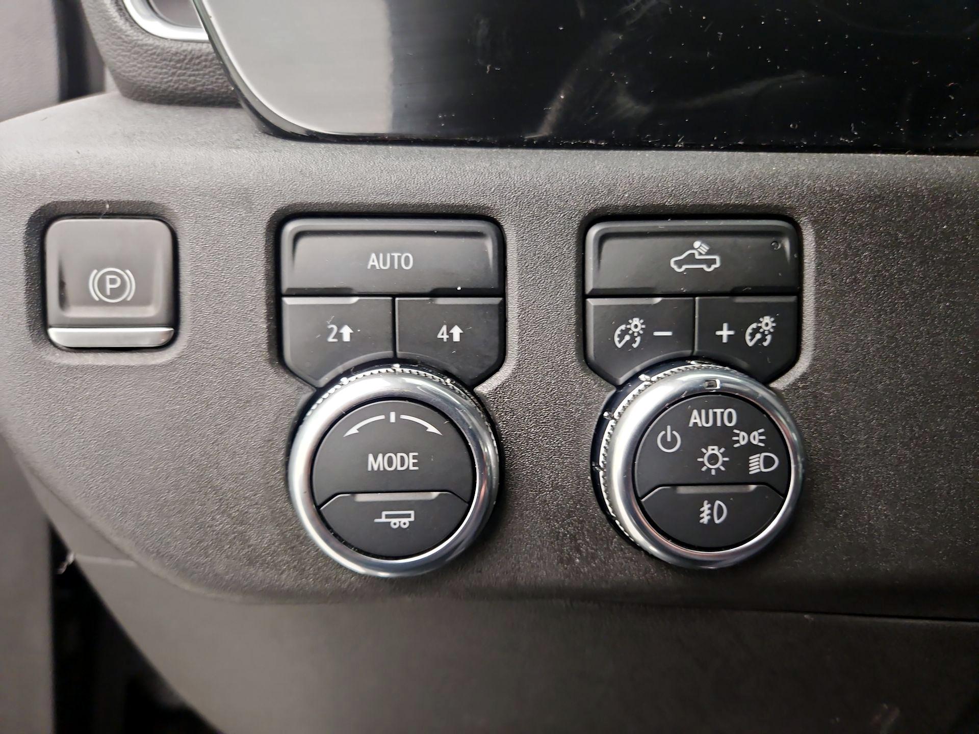 Thumbnail: 2023 GMC Sierra 1500 - 13