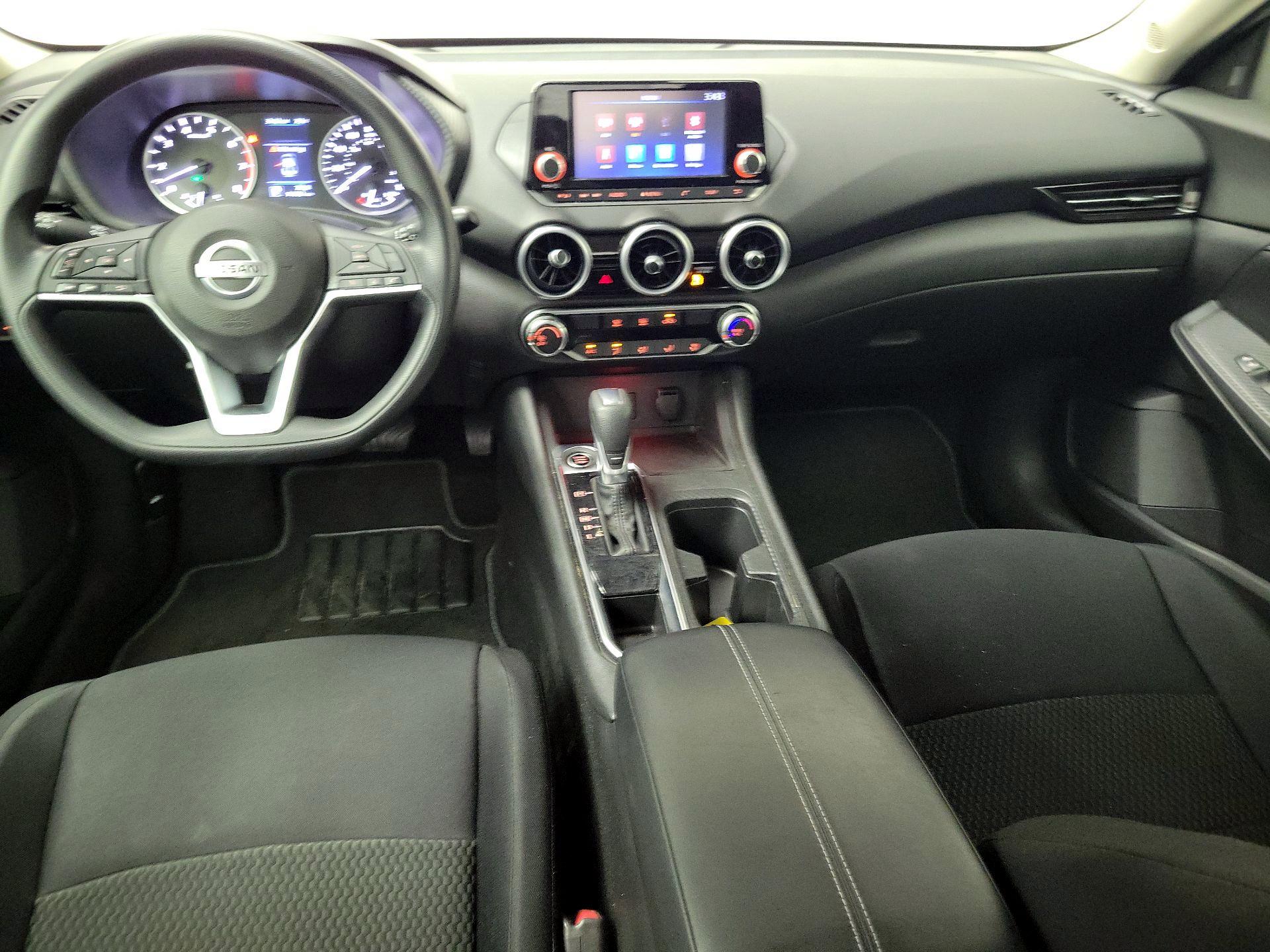 Thumbnail: 2020 Nissan Sentra - 9