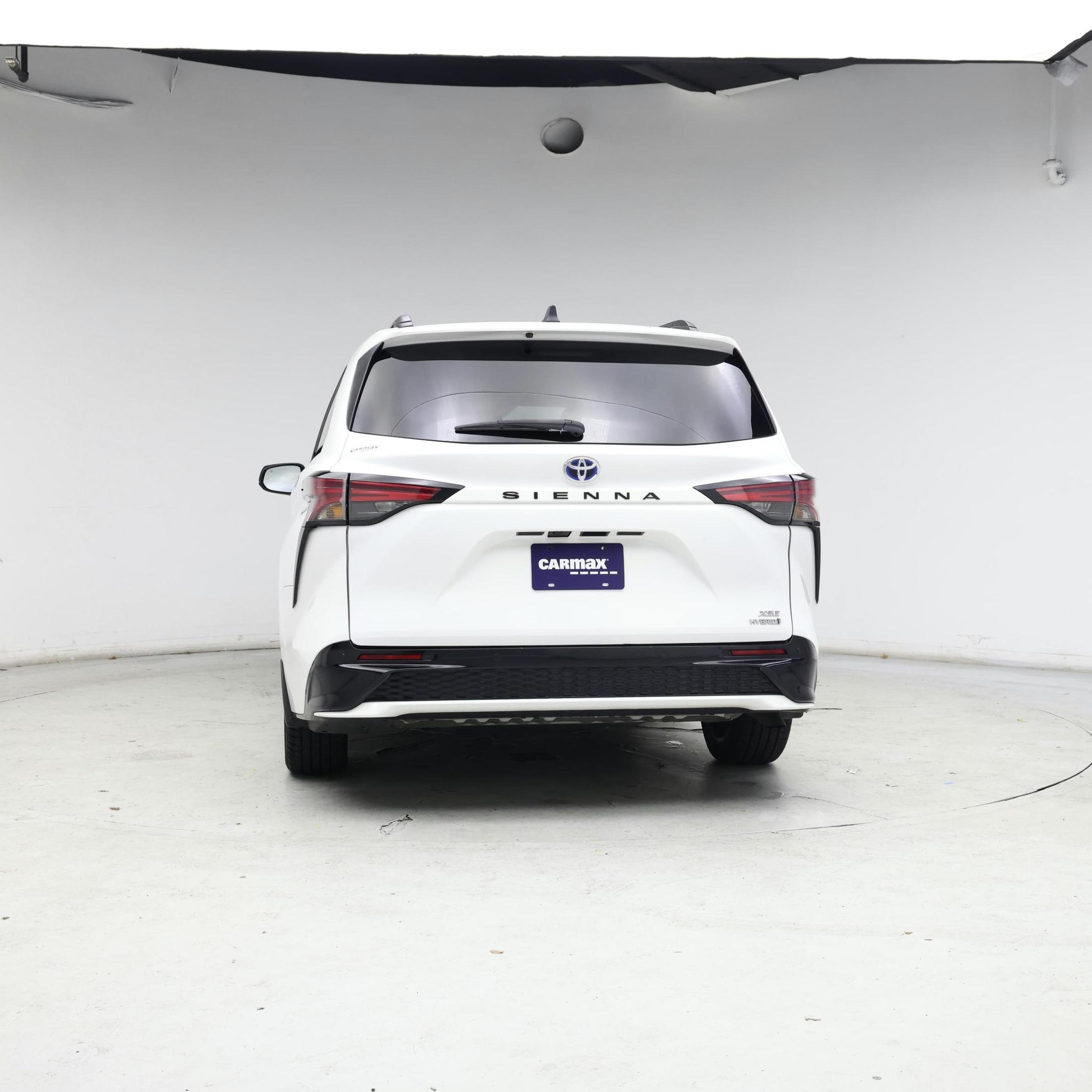 Thumbnail: 2023 Toyota Sienna - 6