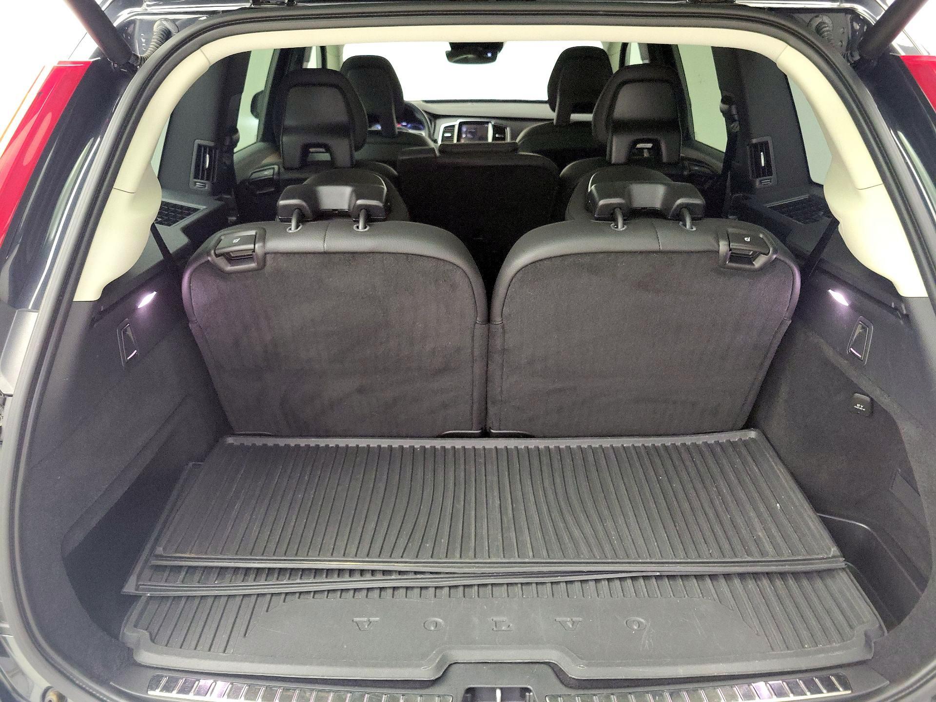 Thumbnail: 2021 Volvo XC90 - 19