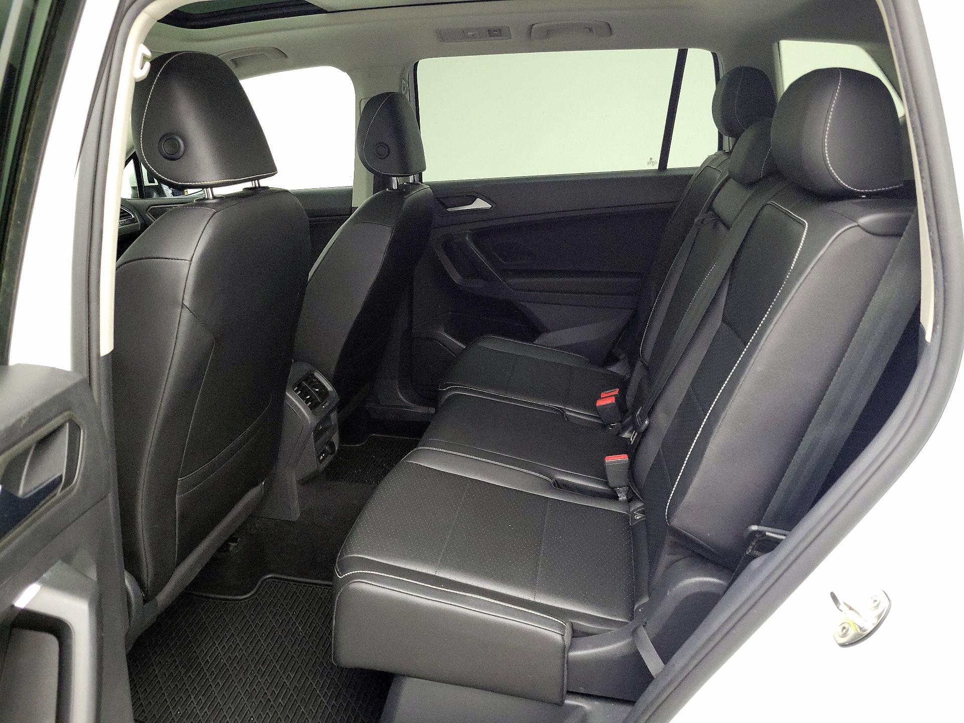 Thumbnail: 2021 Volkswagen Tiguan - 20