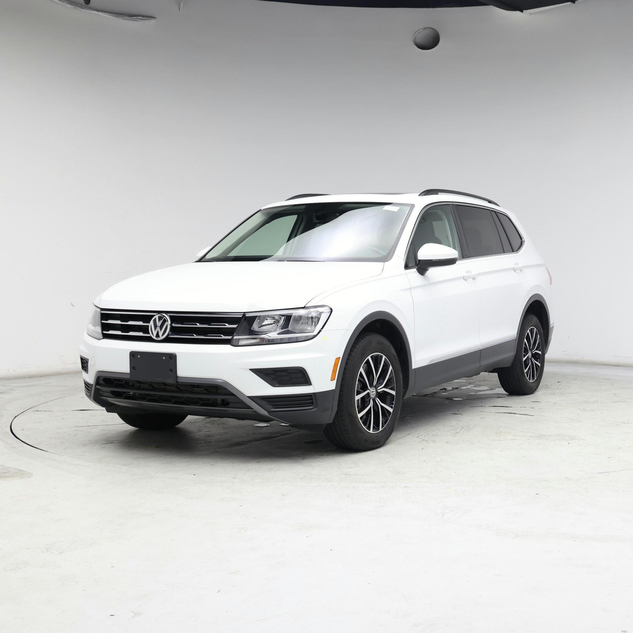Thumbnail: 2021 Volkswagen Tiguan - 4
