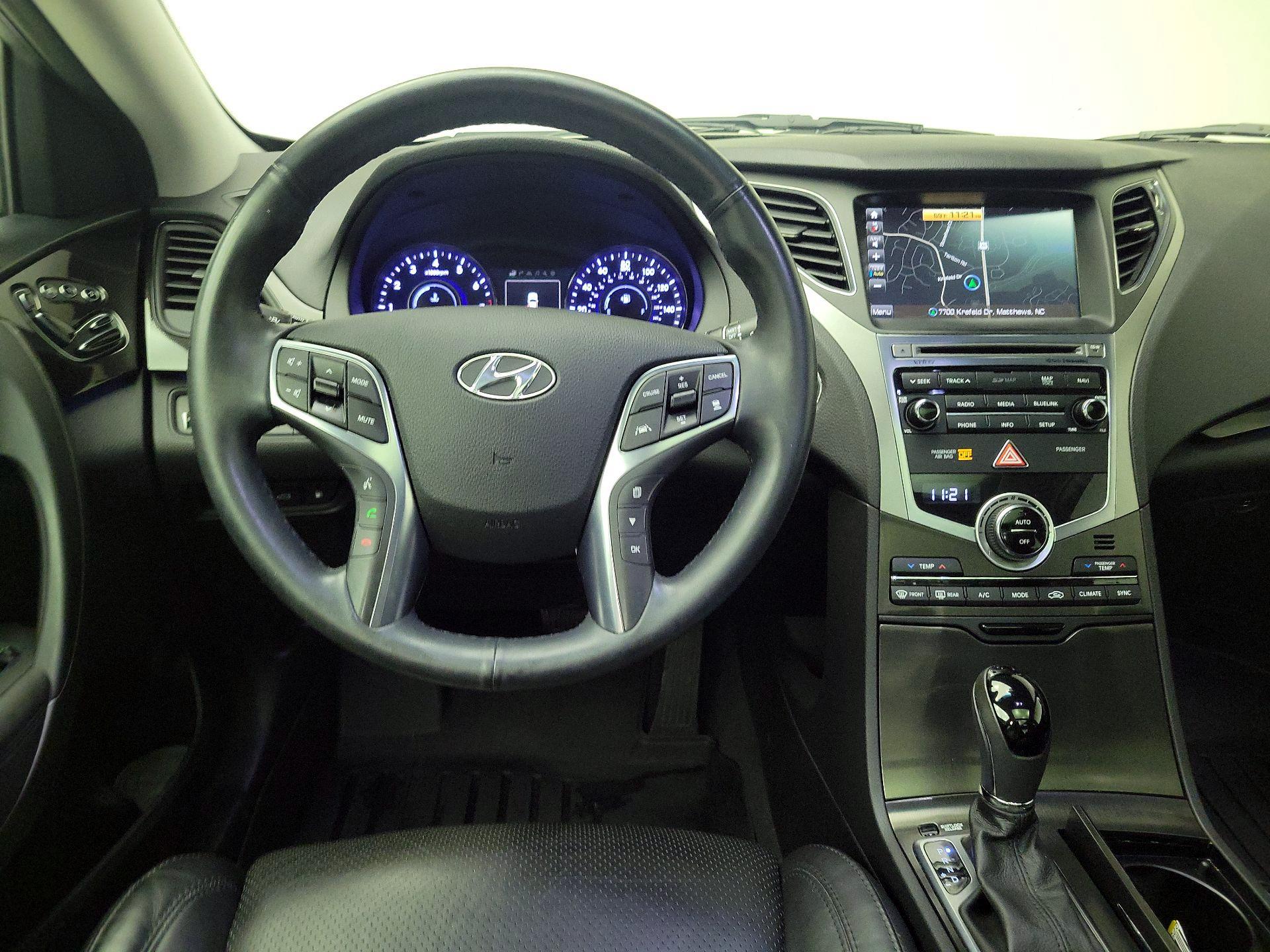 Thumbnail: 2016 Hyundai Azera - 10