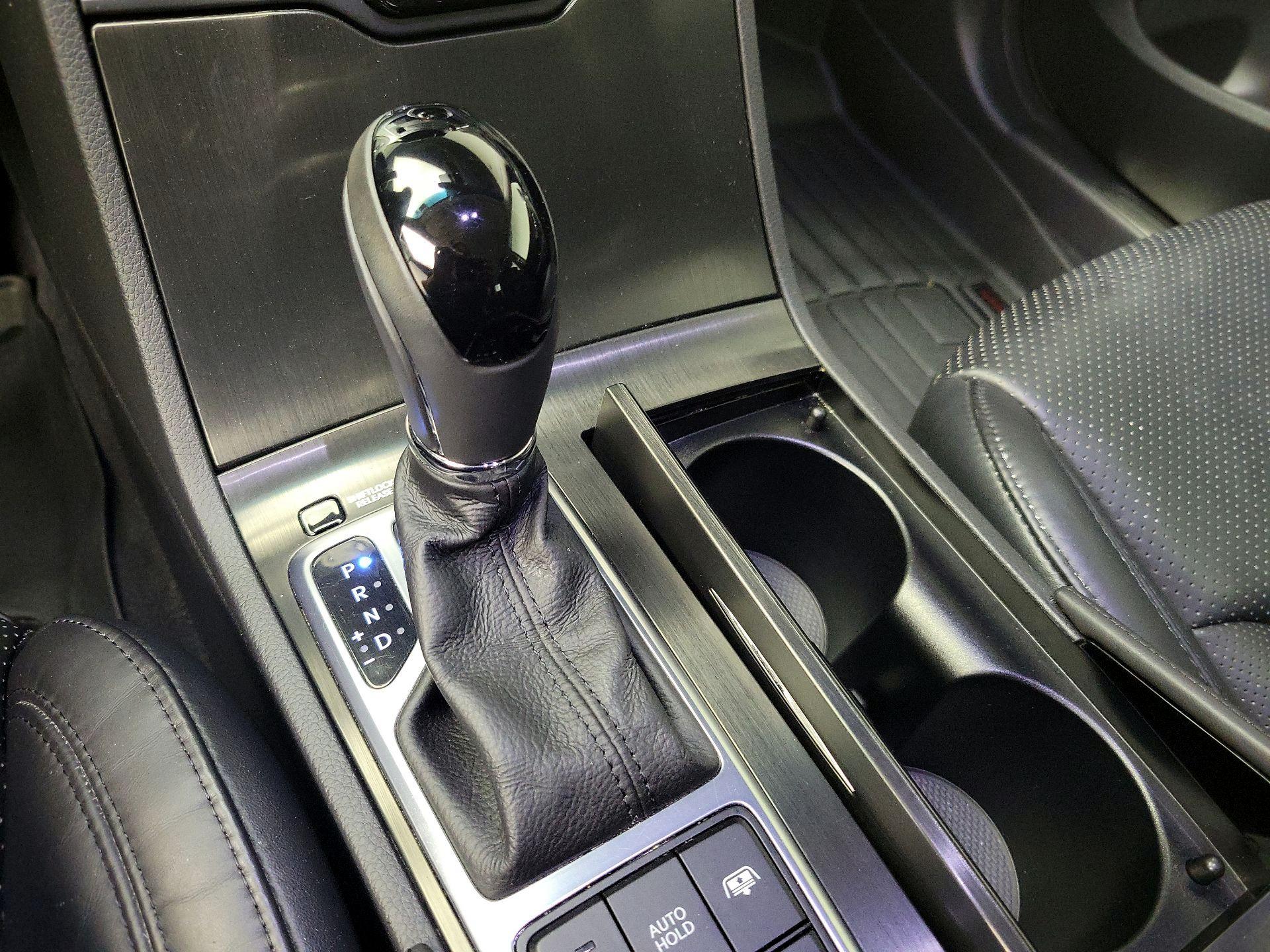 Thumbnail: 2016 Hyundai Azera - 18
