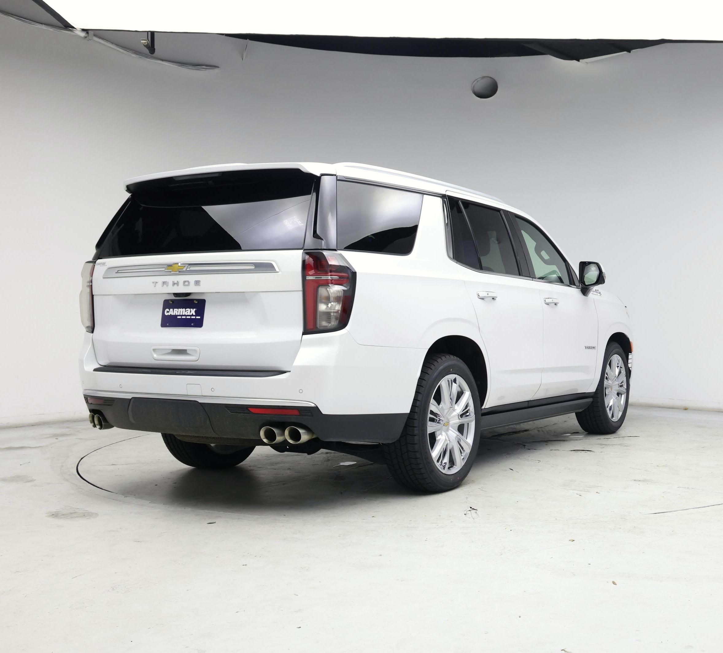 Thumbnail: 2023 Chevrolet Tahoe - 8
