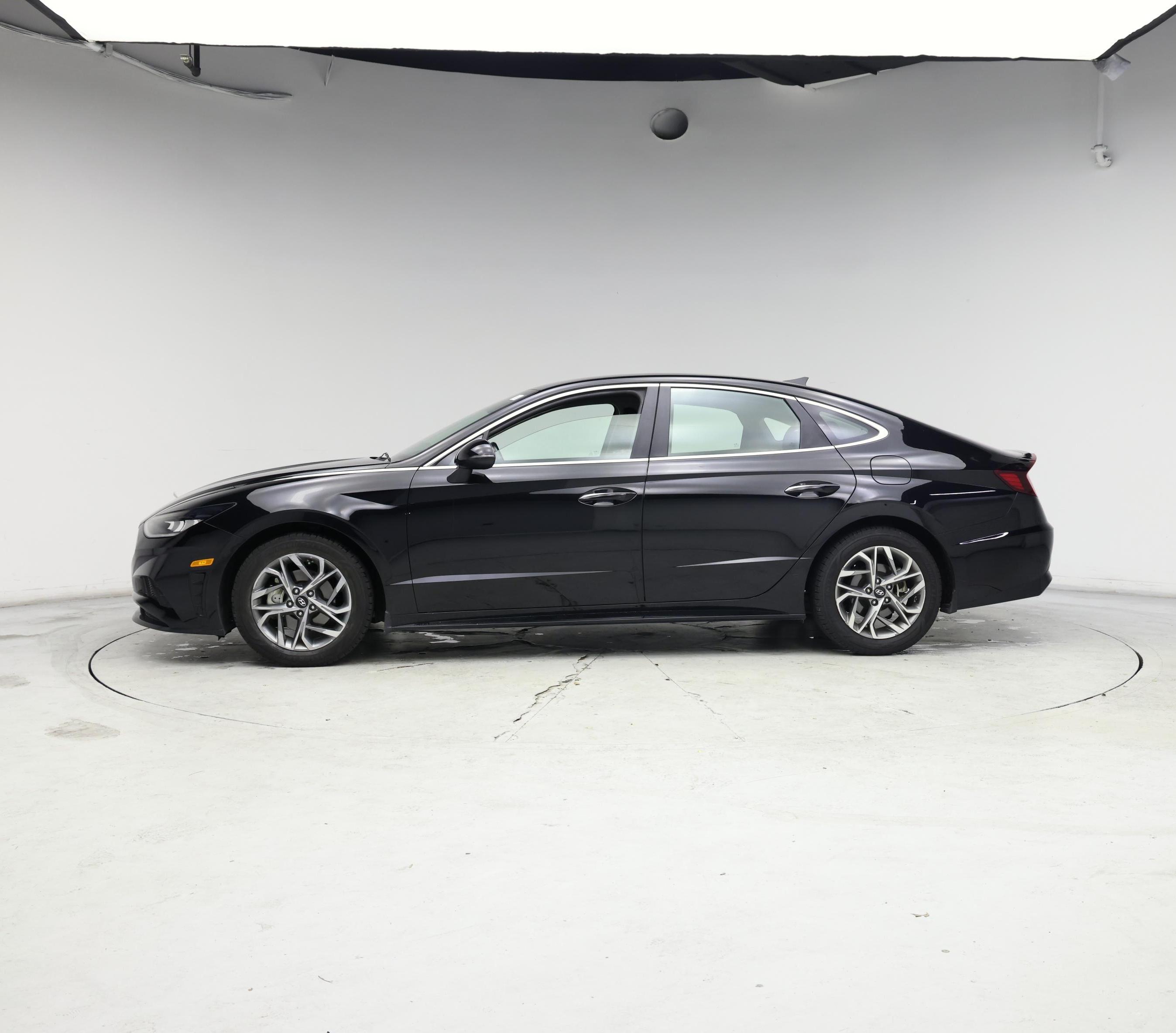 Thumbnail: 2020 Hyundai Sonata - 3