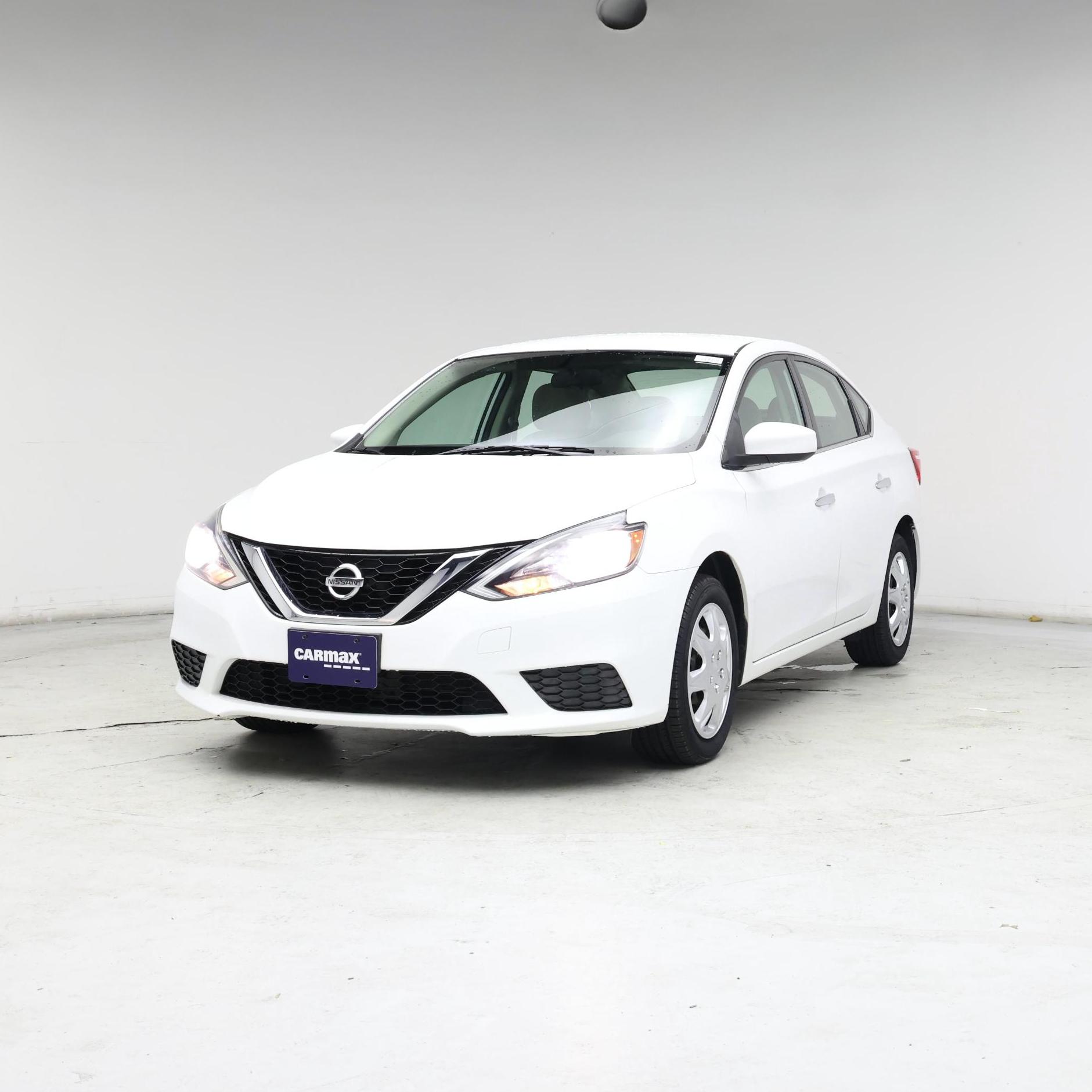Thumbnail: 2017 Nissan Sentra - 4