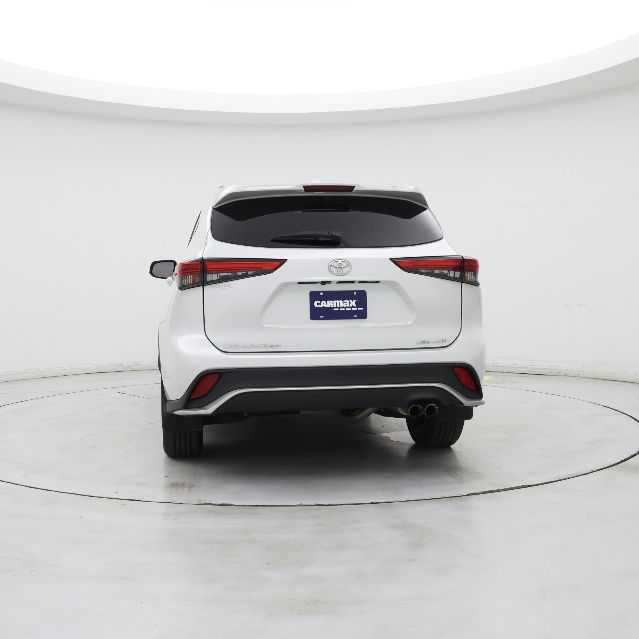 Thumbnail: 2022 Toyota Highlander - 6