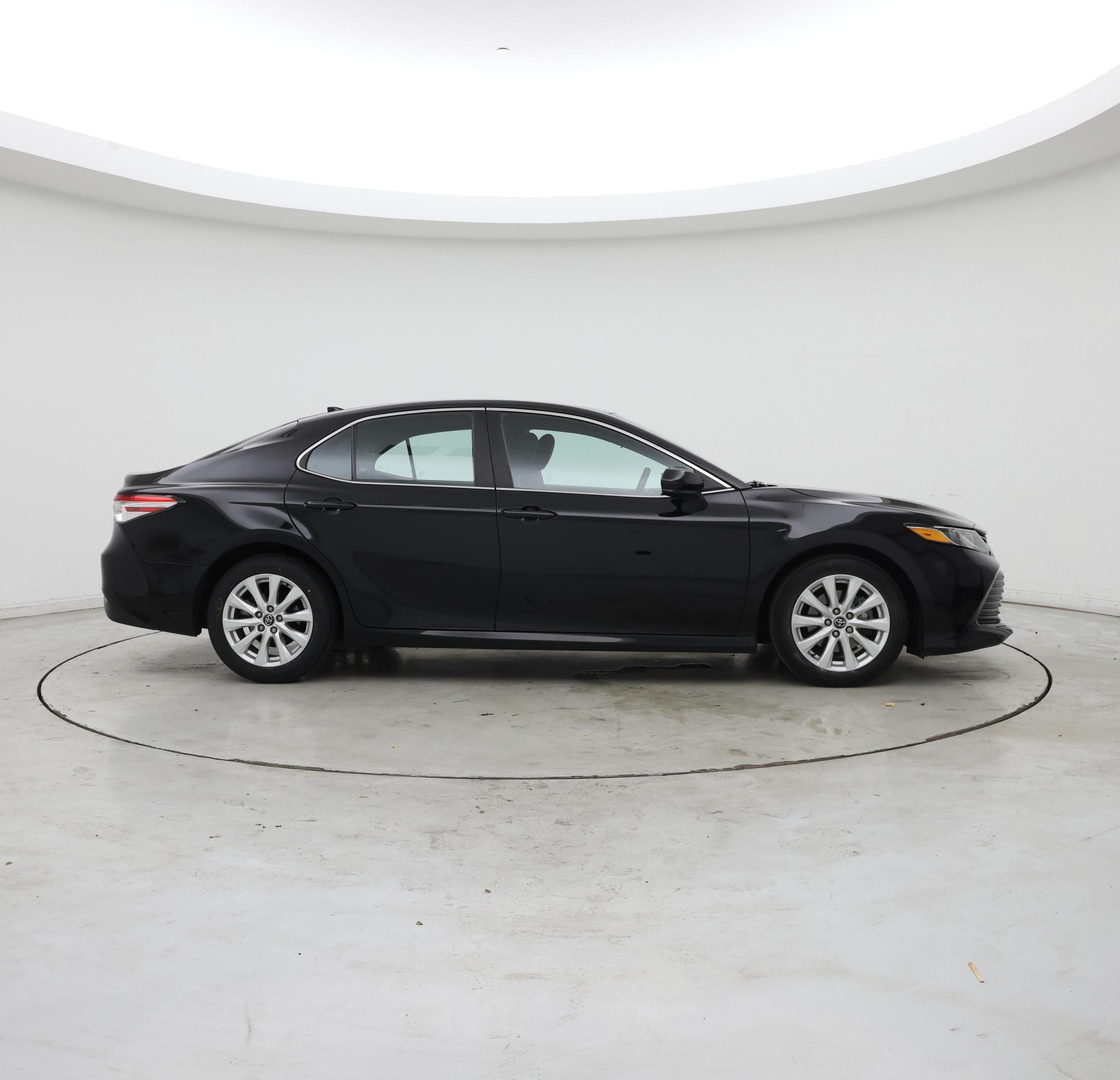 Thumbnail: 2020 Toyota Camry - 7