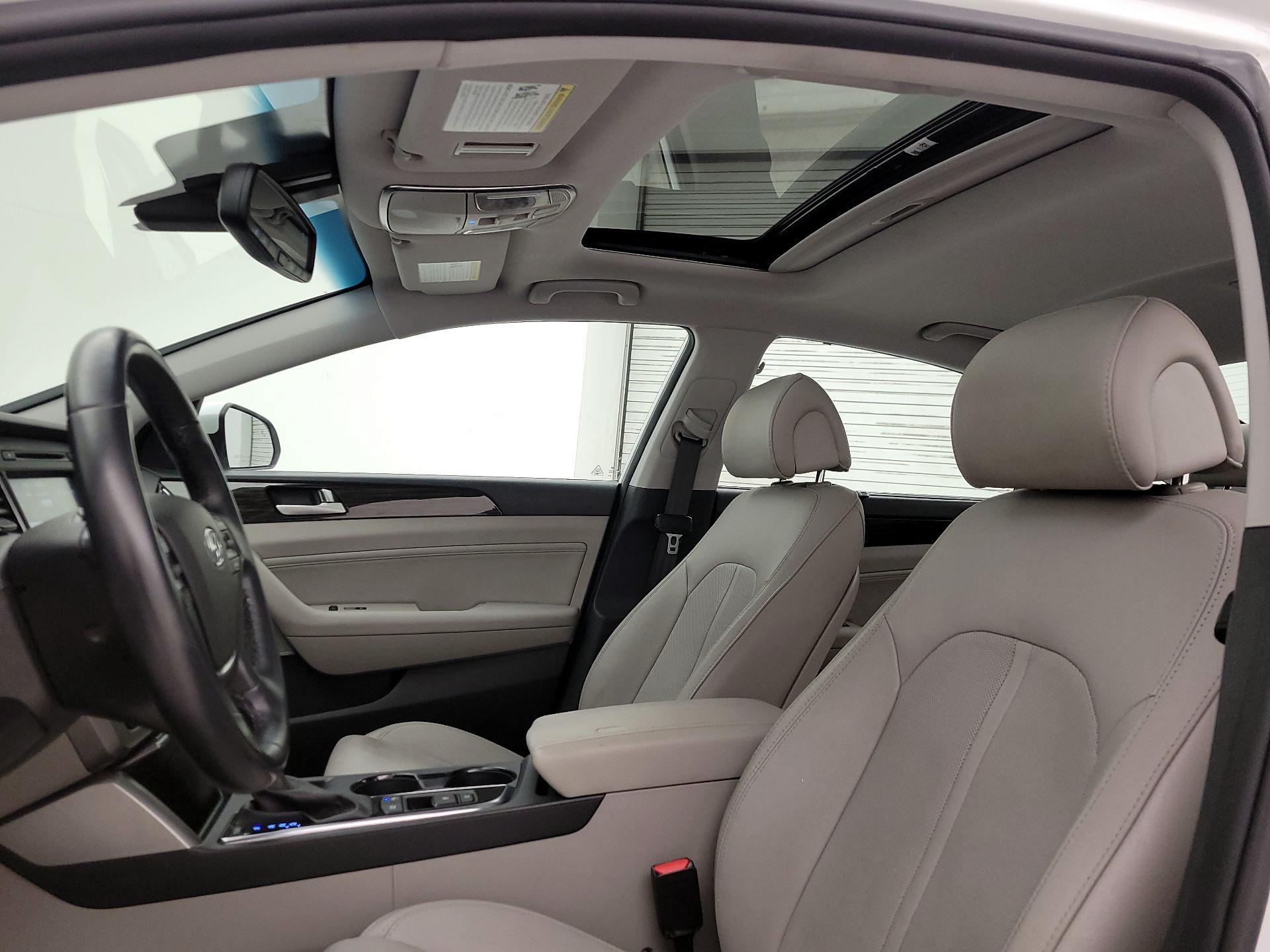 Thumbnail: 2017 Hyundai Sonata - 19