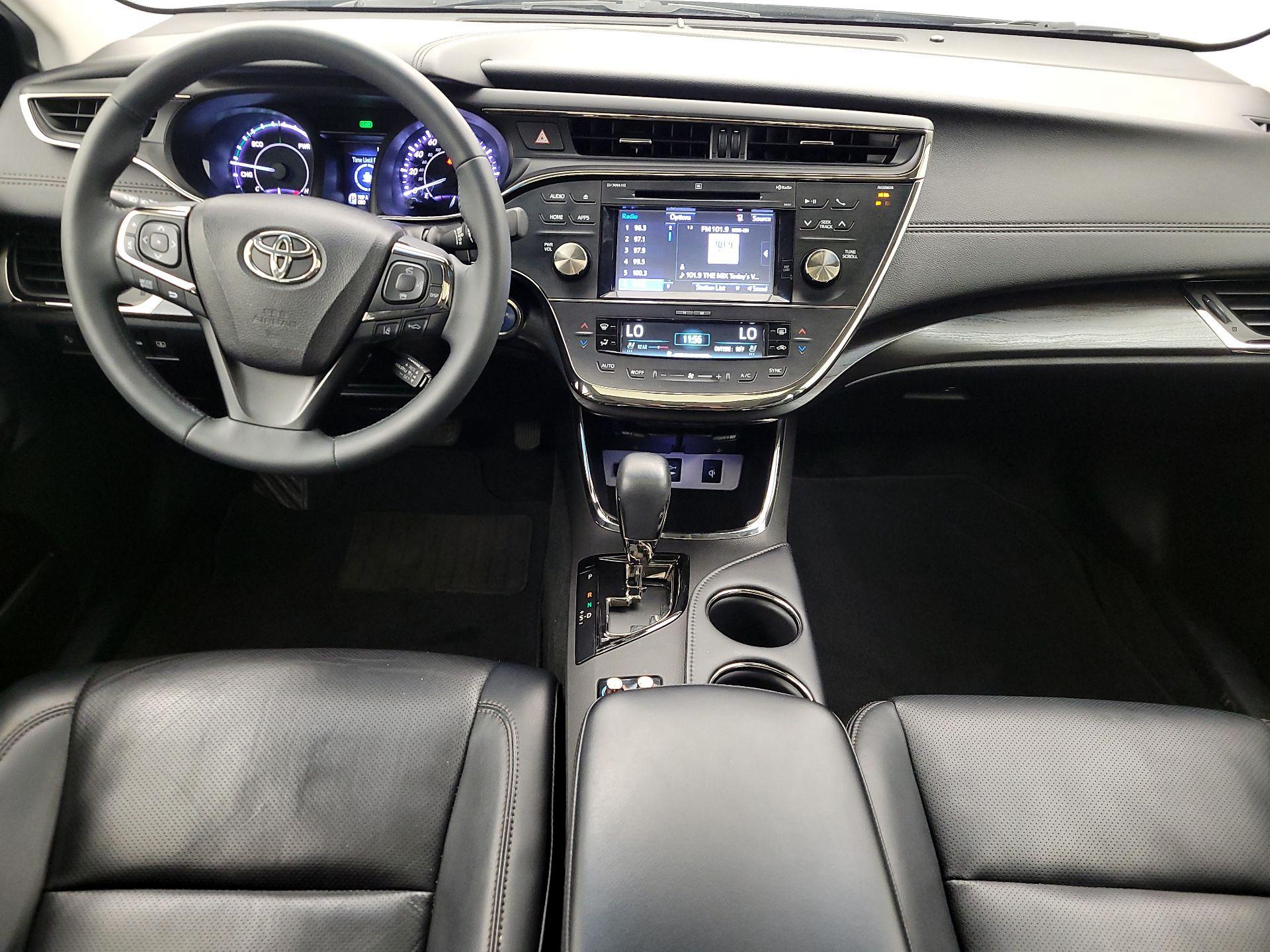 Thumbnail: 2016 Toyota Avalon - 9