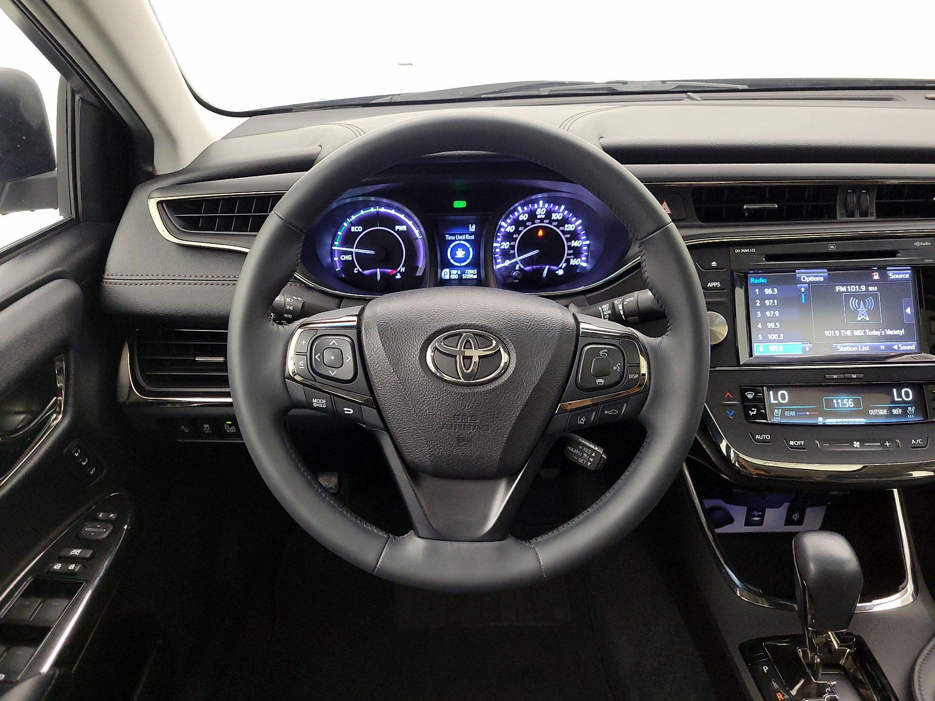 Thumbnail: 2016 Toyota Avalon - 10