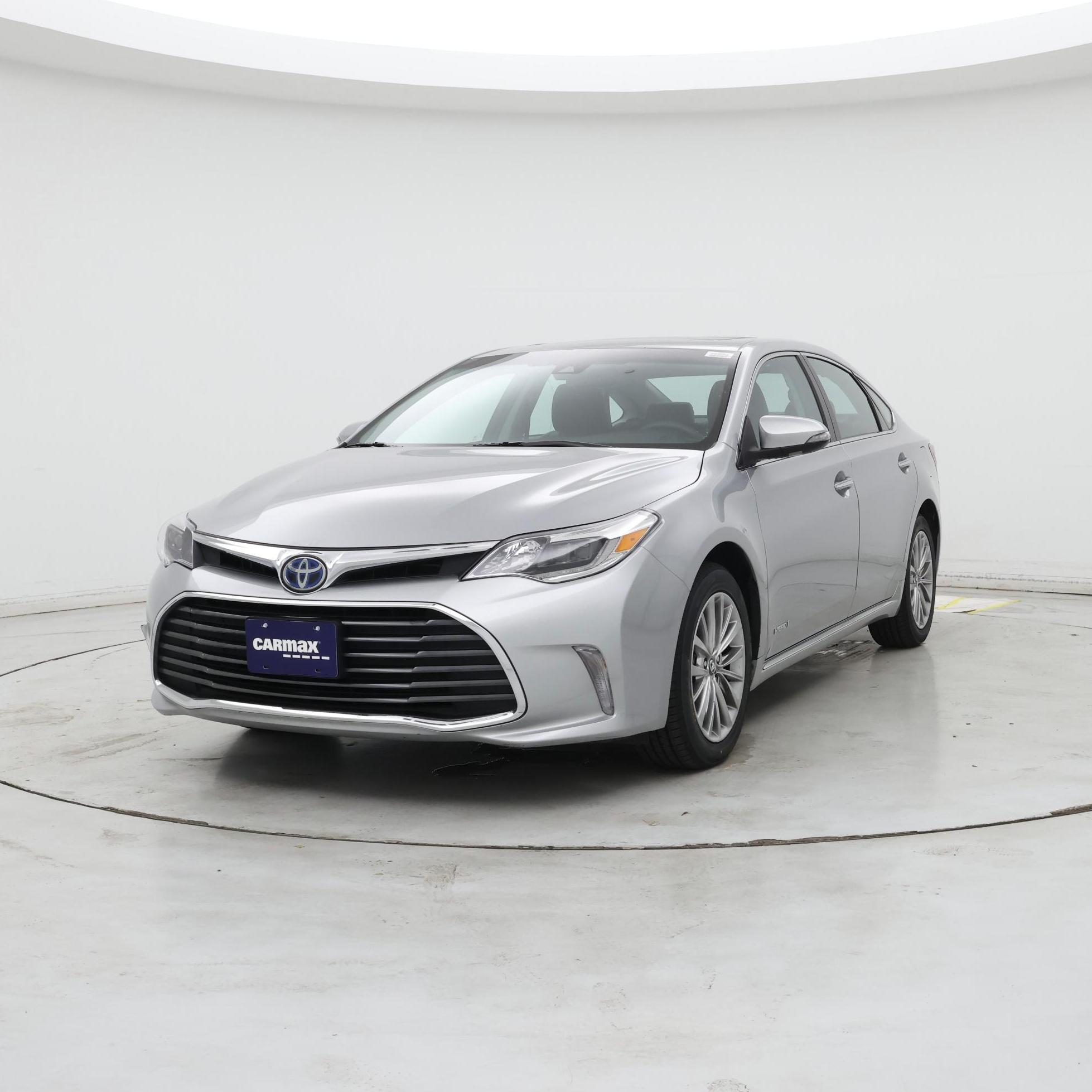 Thumbnail: 2016 Toyota Avalon - 4