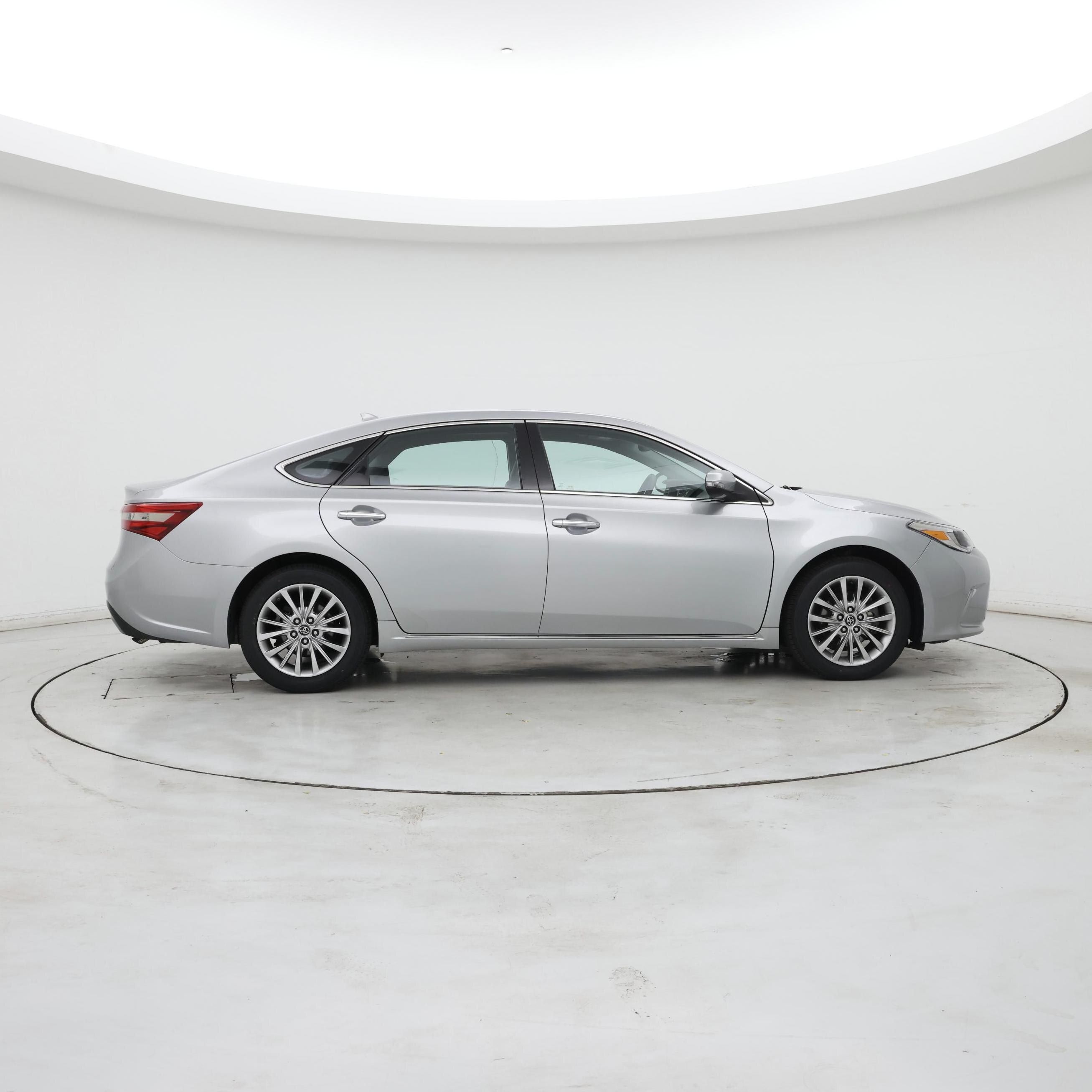 Thumbnail: 2016 Toyota Avalon - 7