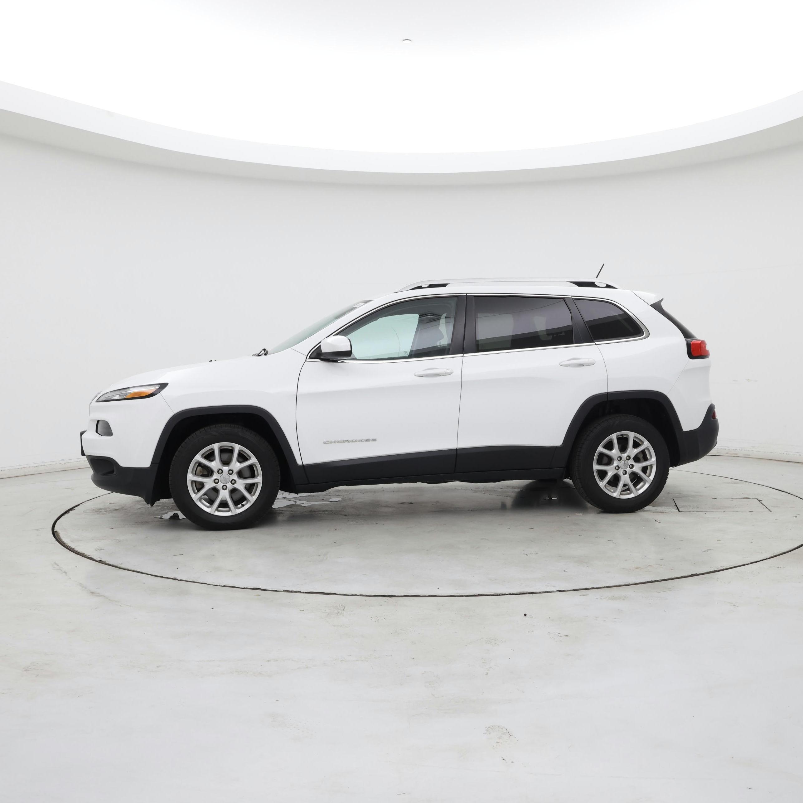 Thumbnail: 2015 Jeep Cherokee - 3