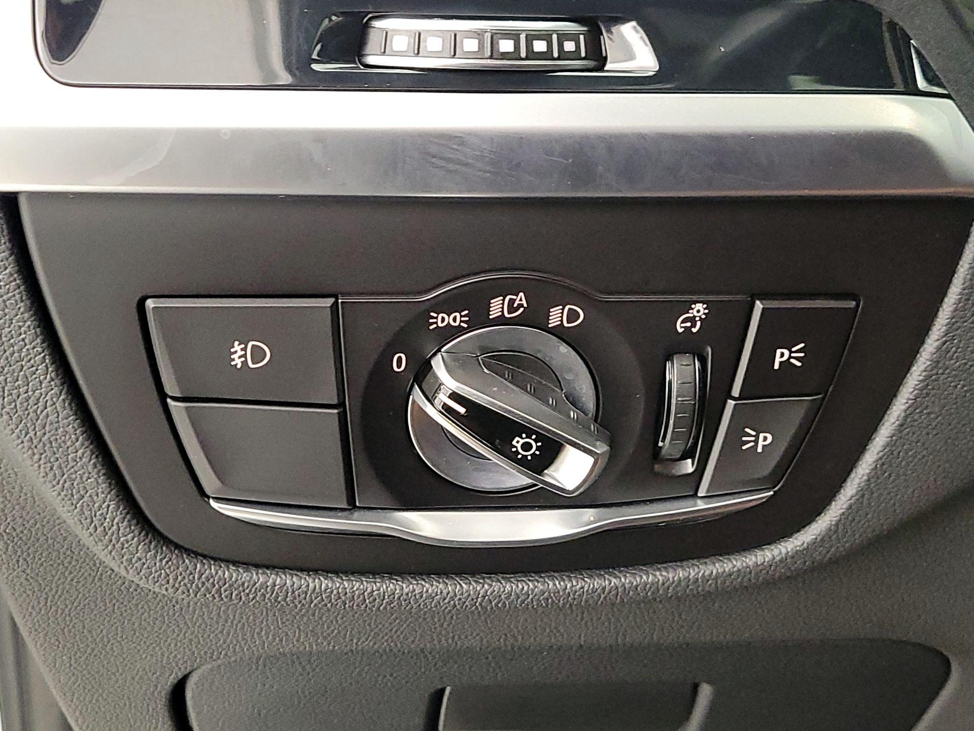Thumbnail: 2019 BMW X3 - 13