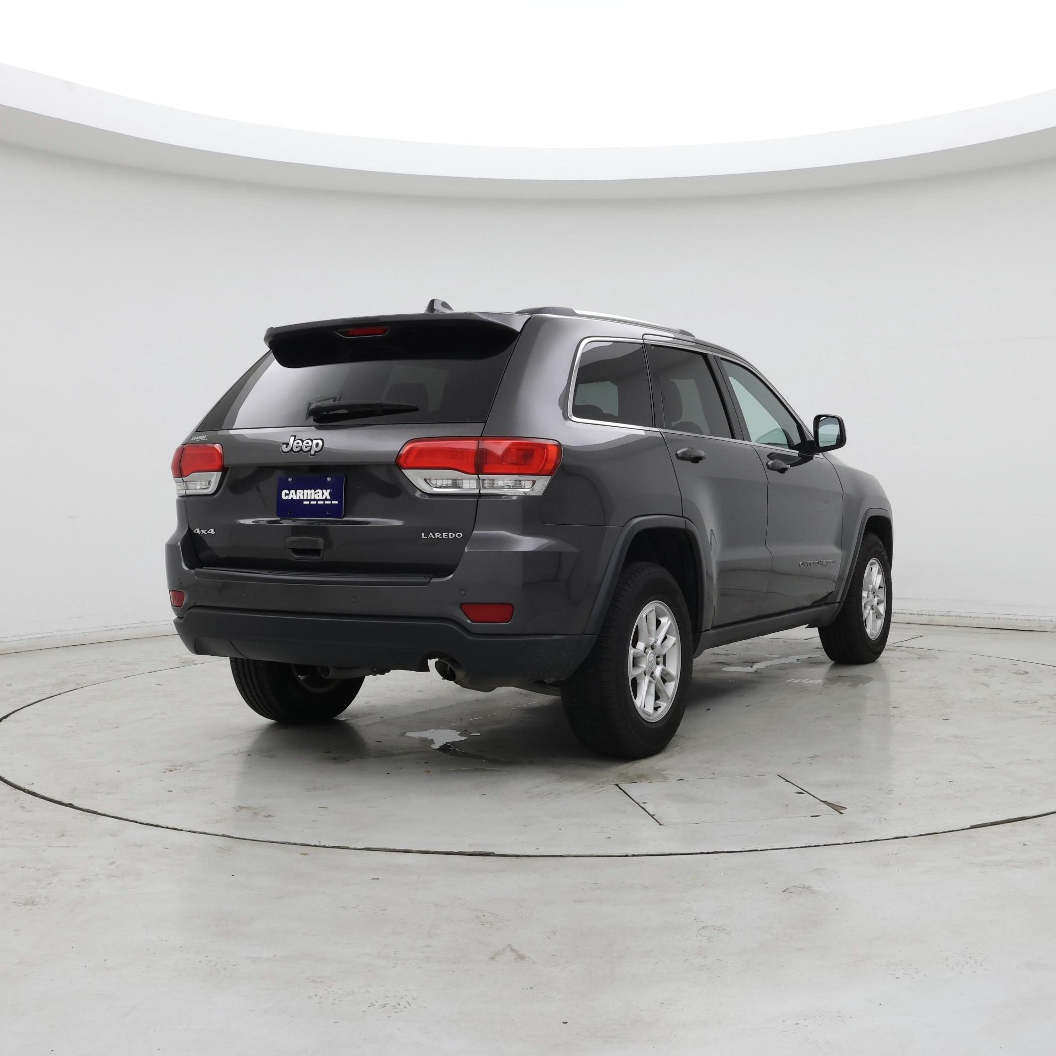 Thumbnail: 2019 Jeep Grand Cherokee - 8