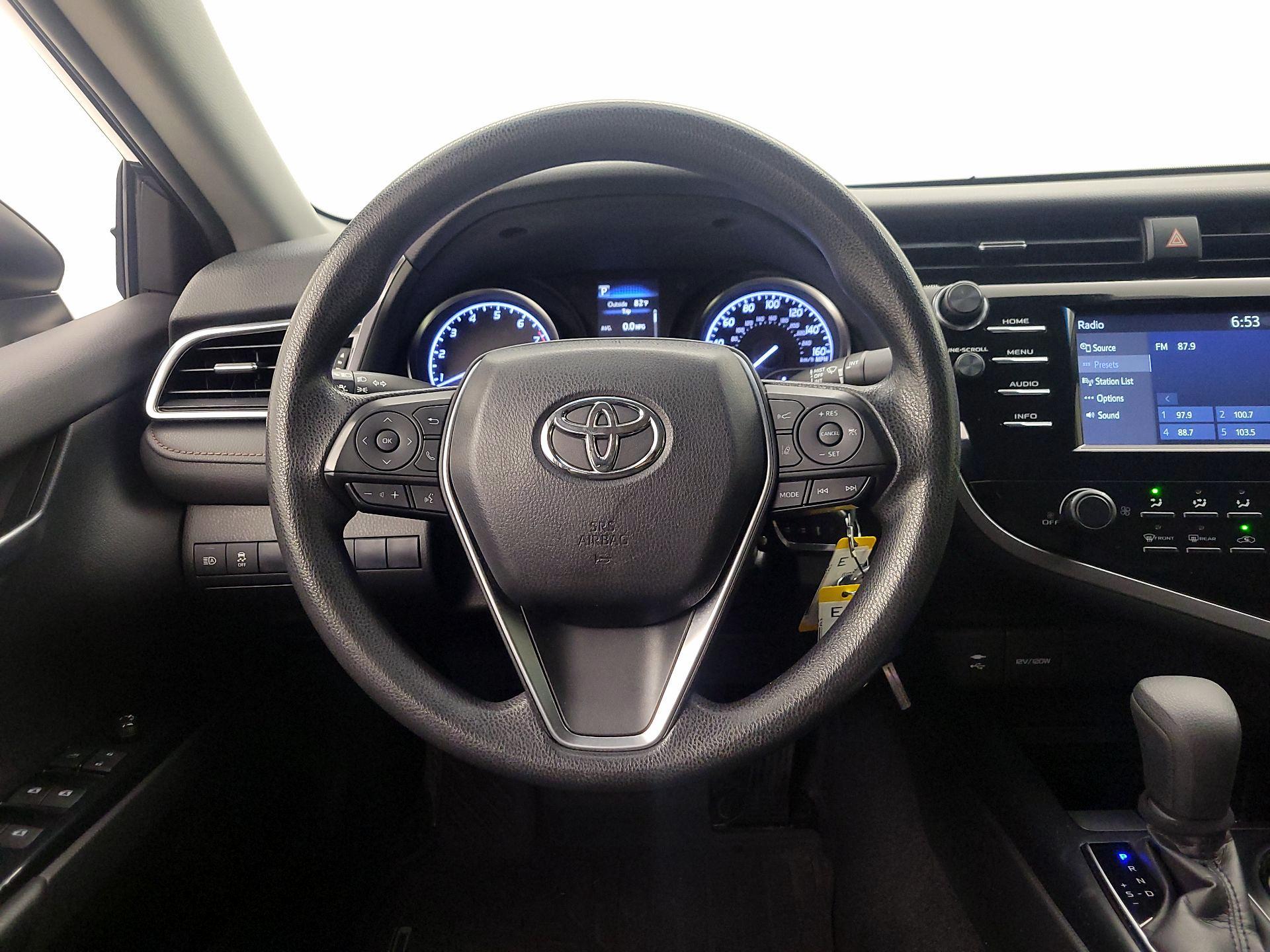 Thumbnail: 2018 Toyota Camry - 10
