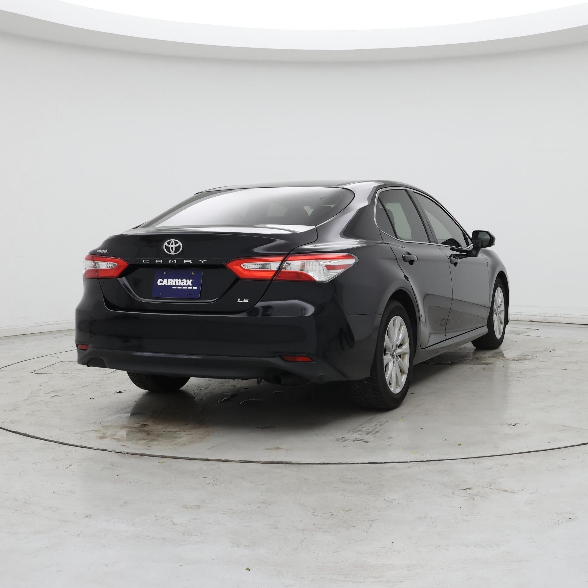 Thumbnail: 2018 Toyota Camry - 8
