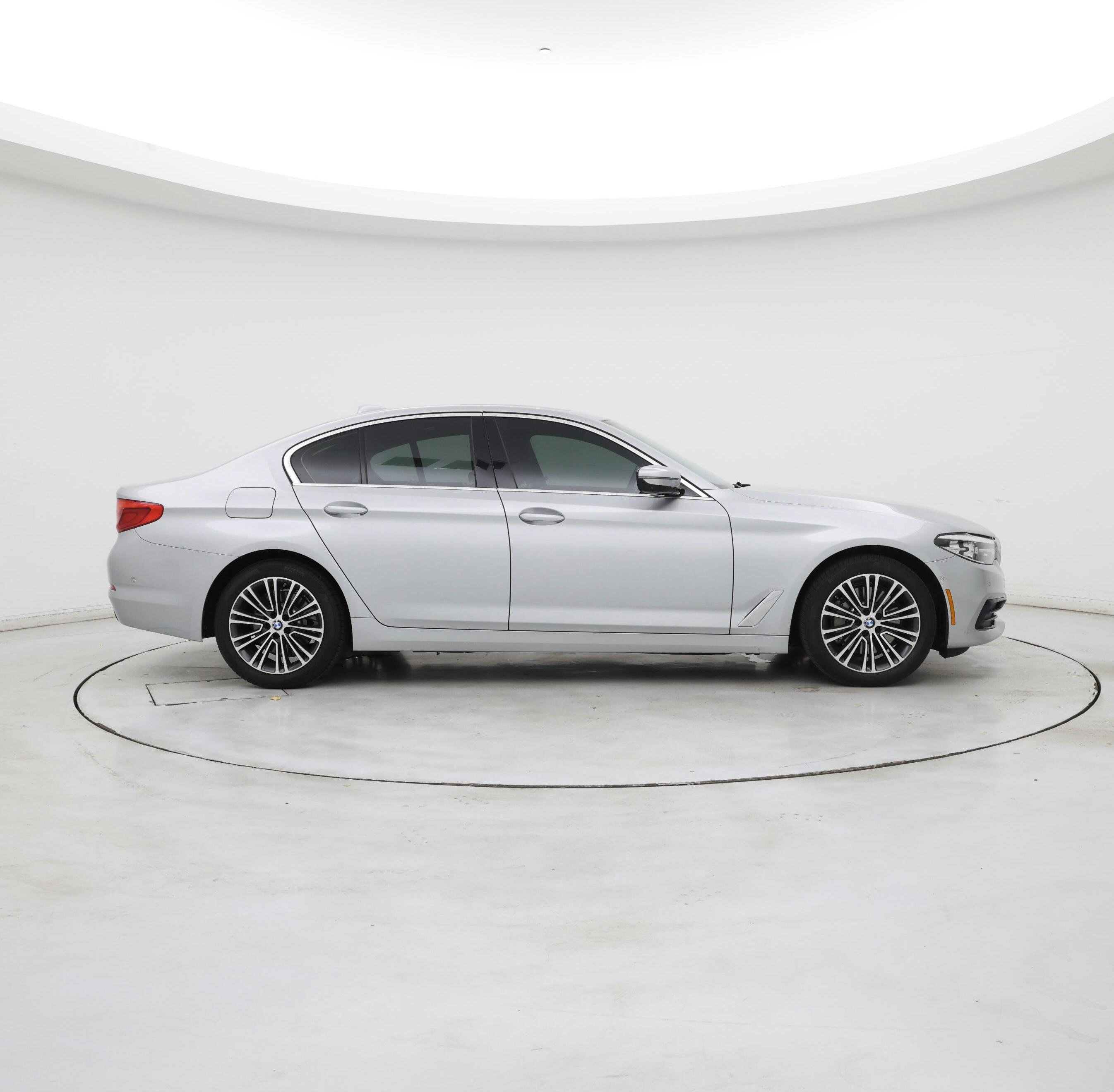 Thumbnail: 2019 BMW 5 Series - 7
