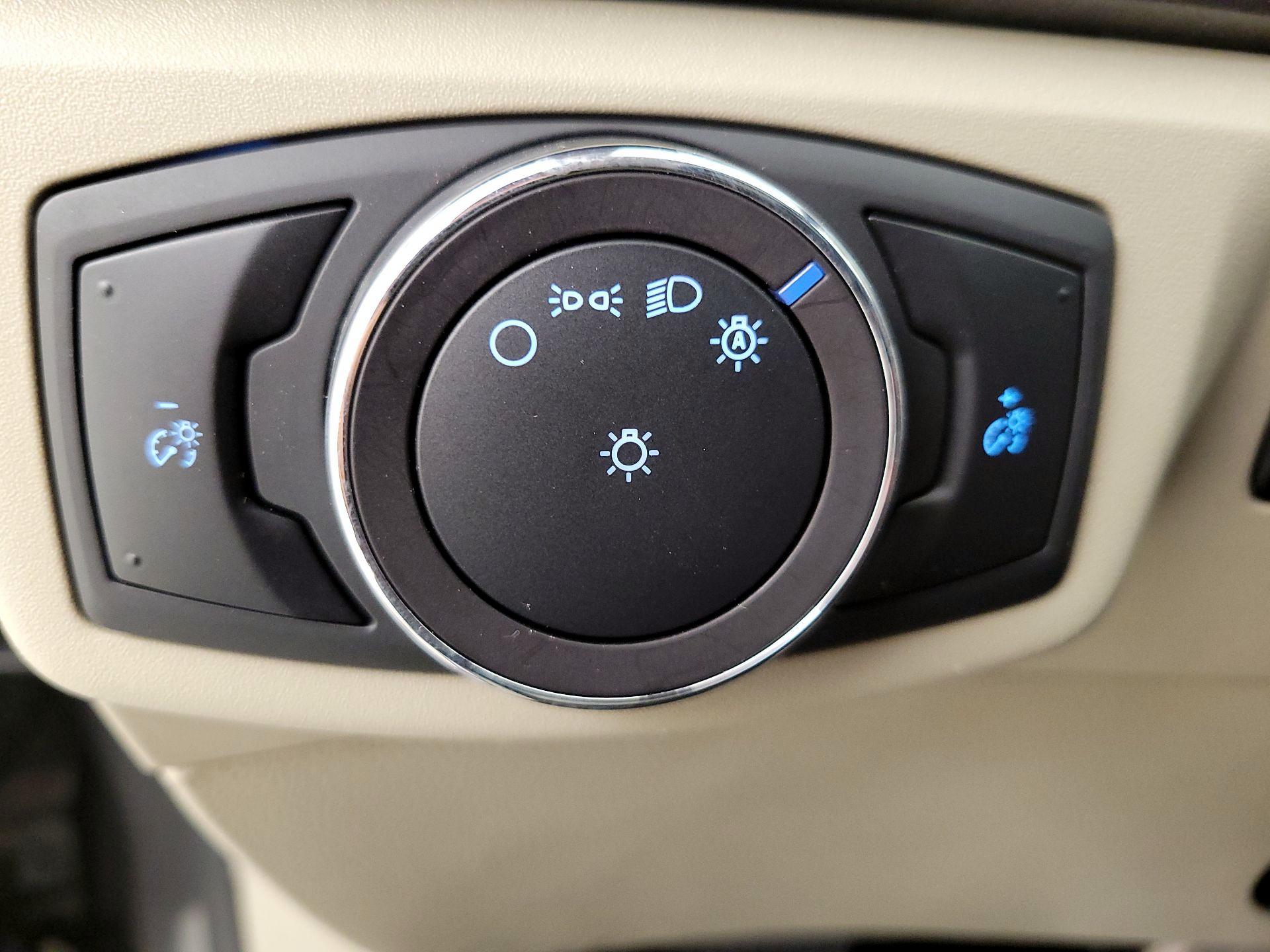 Thumbnail: 2019 Ford Fusion - 13