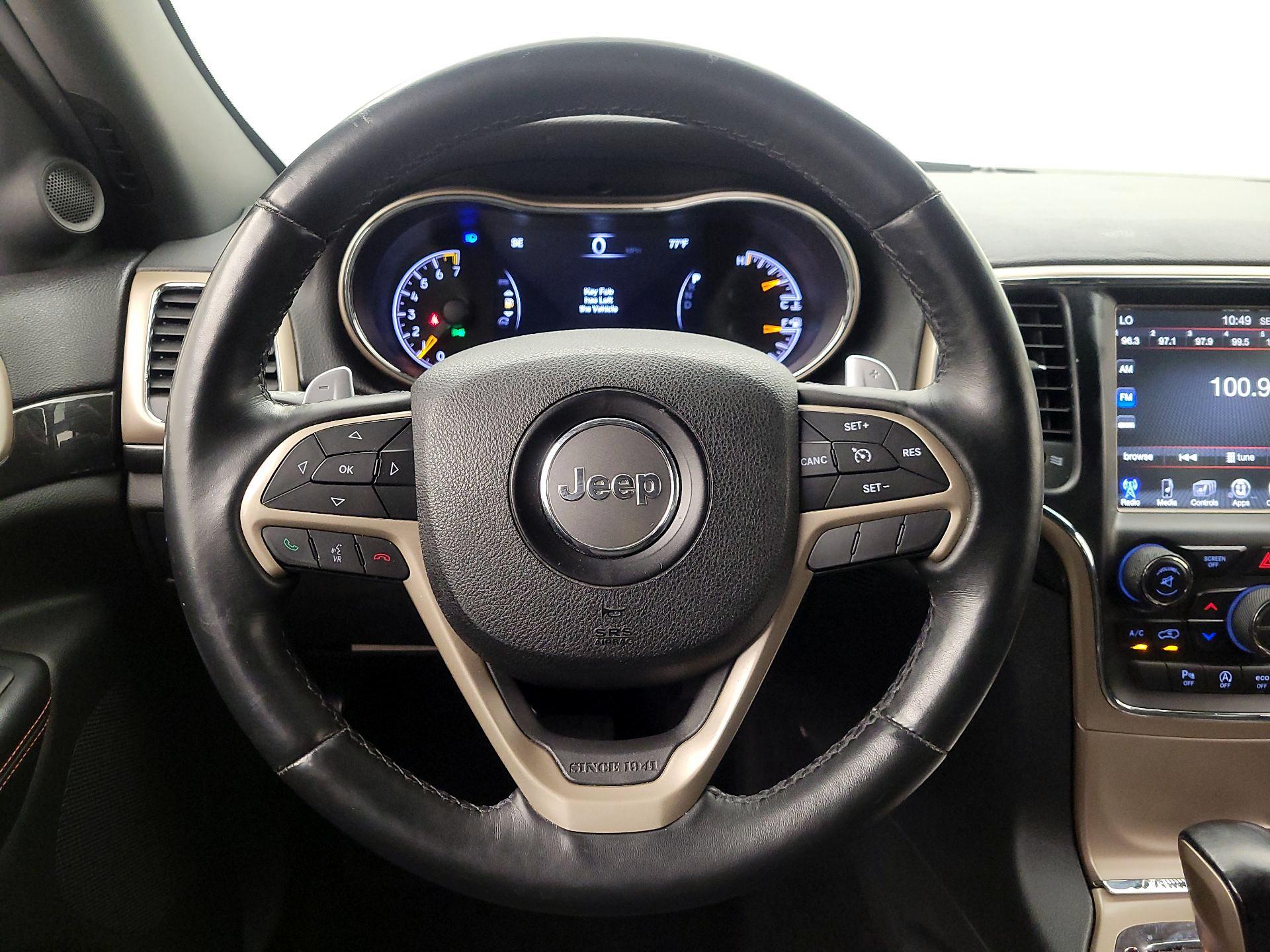 Thumbnail: 2016 Jeep Grand Cherokee - 10
