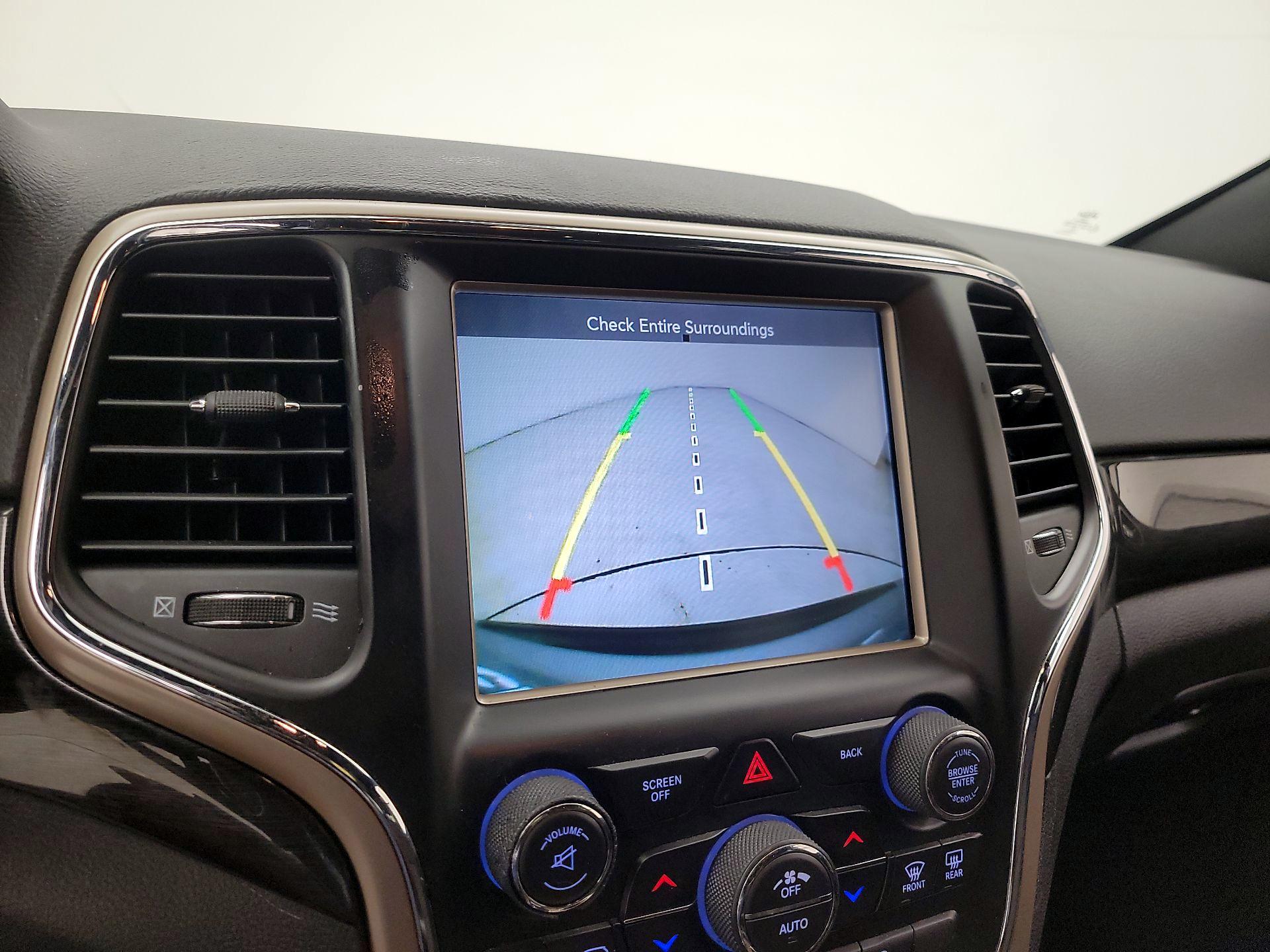 Thumbnail: 2016 Jeep Grand Cherokee - 14