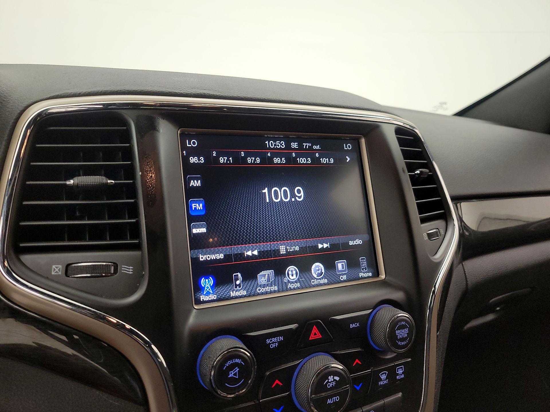 Thumbnail: 2016 Jeep Grand Cherokee - 15