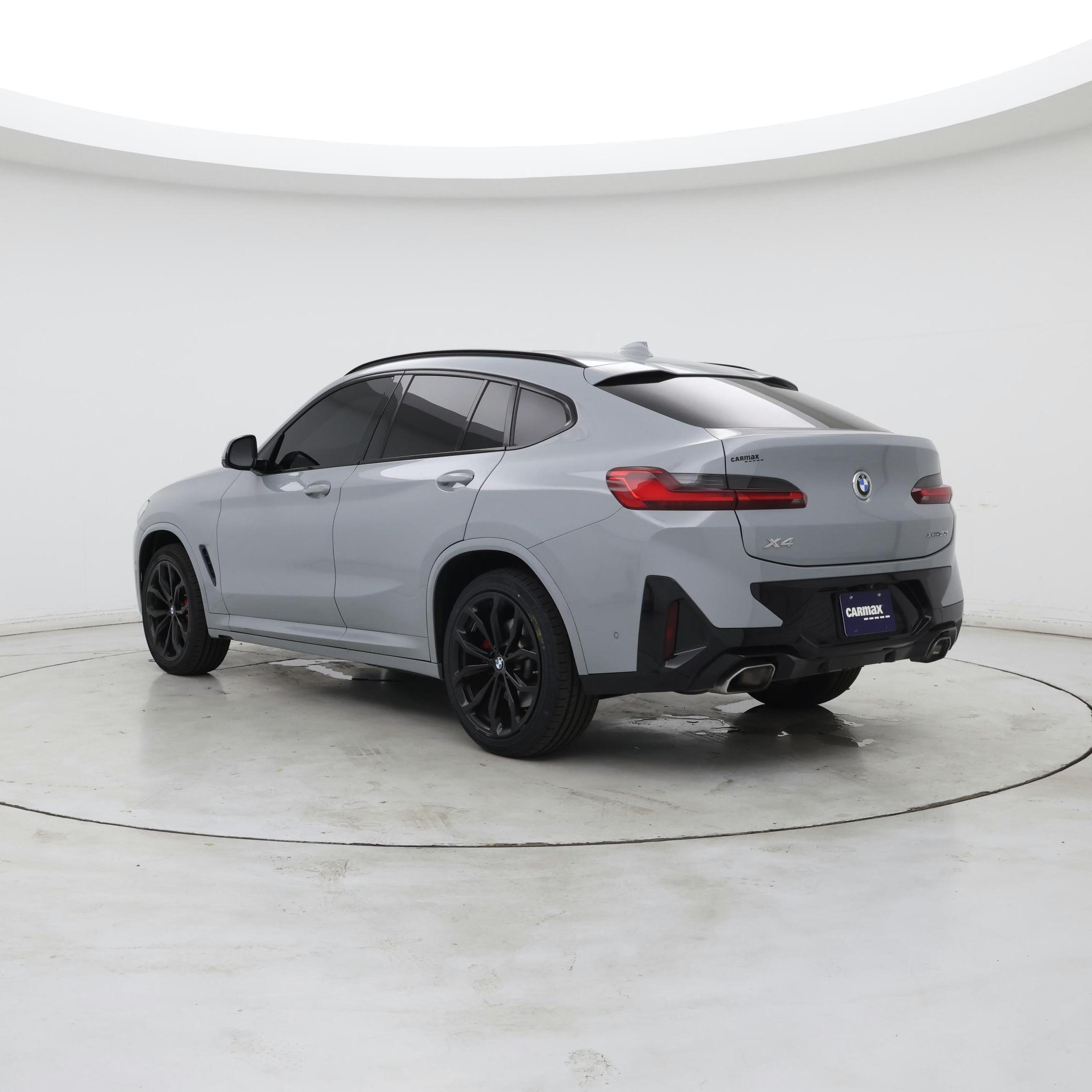 Thumbnail: 2022 BMW X4 - 2