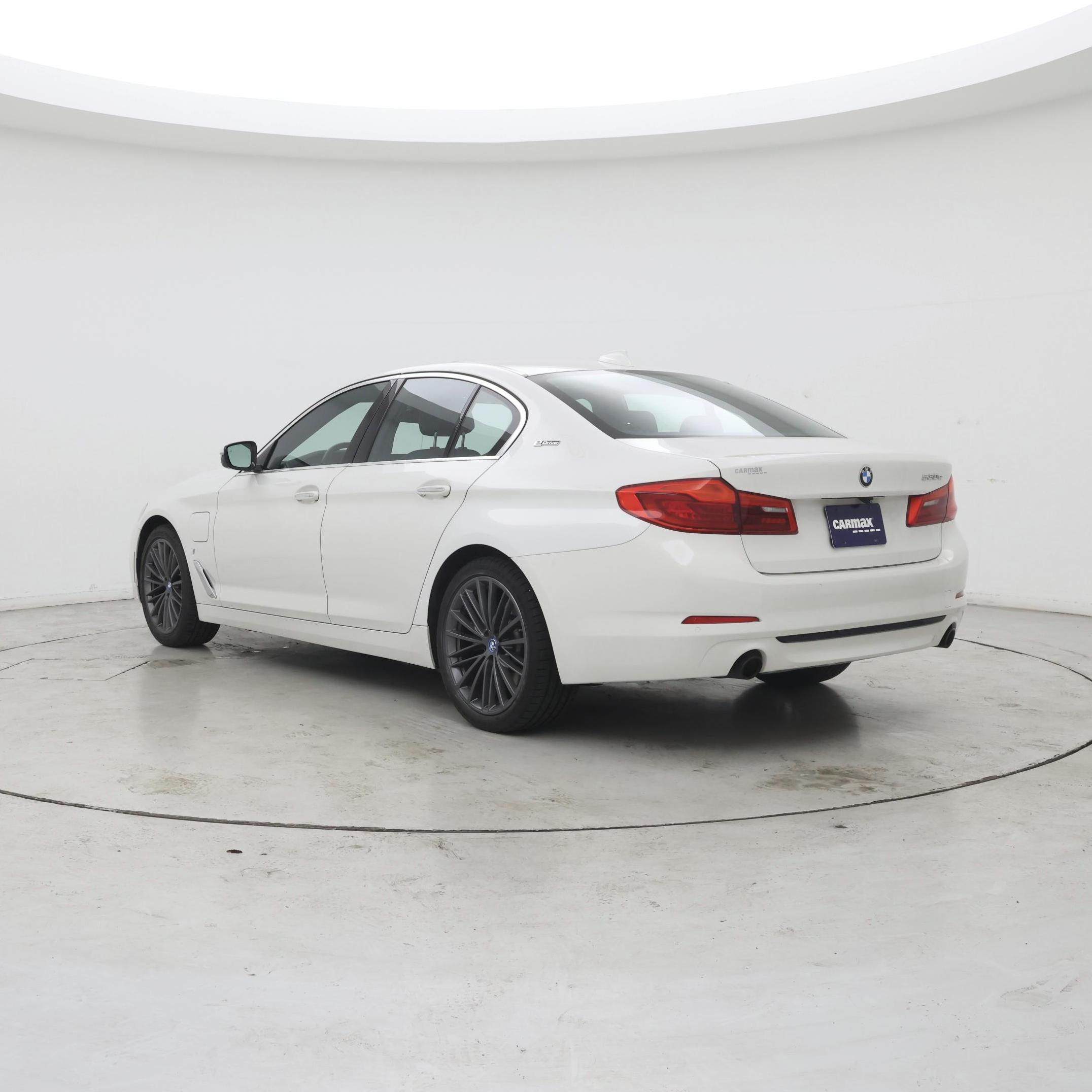 Thumbnail: 2018 BMW 5 Series - 2