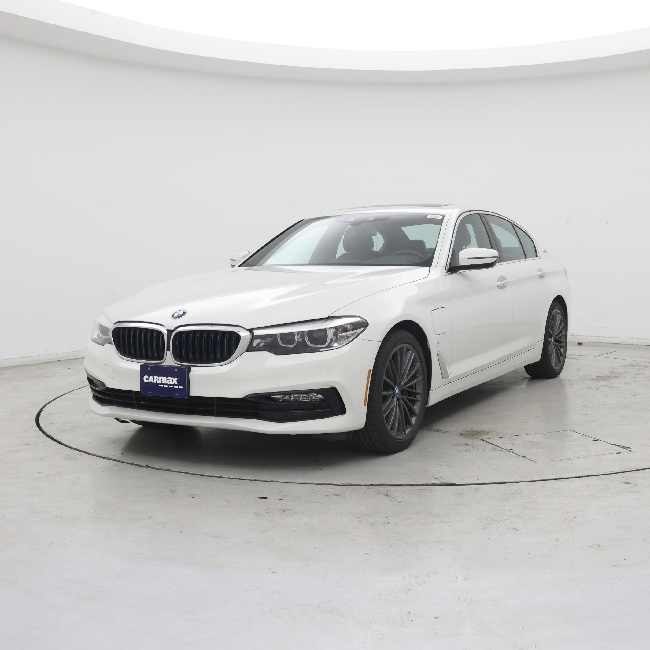 Thumbnail: 2018 BMW 5 Series - 4