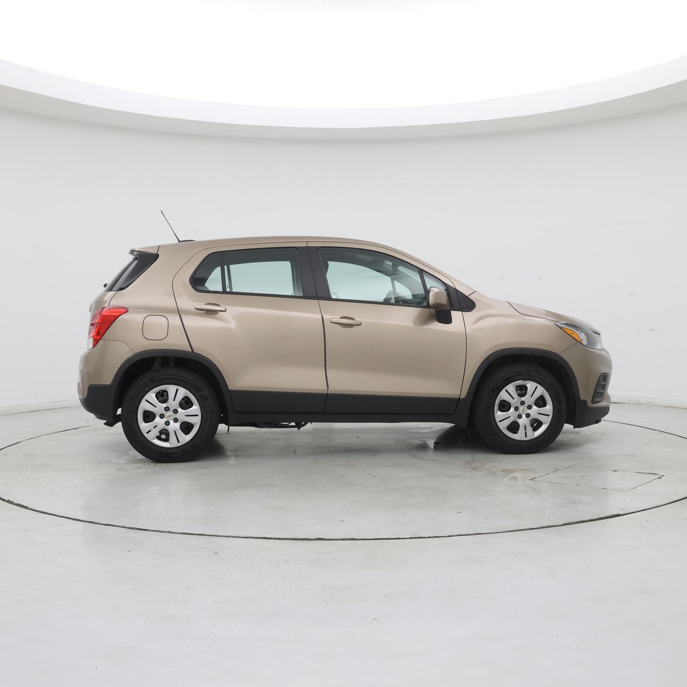 Thumbnail: 2018 Chevrolet Trax - 7