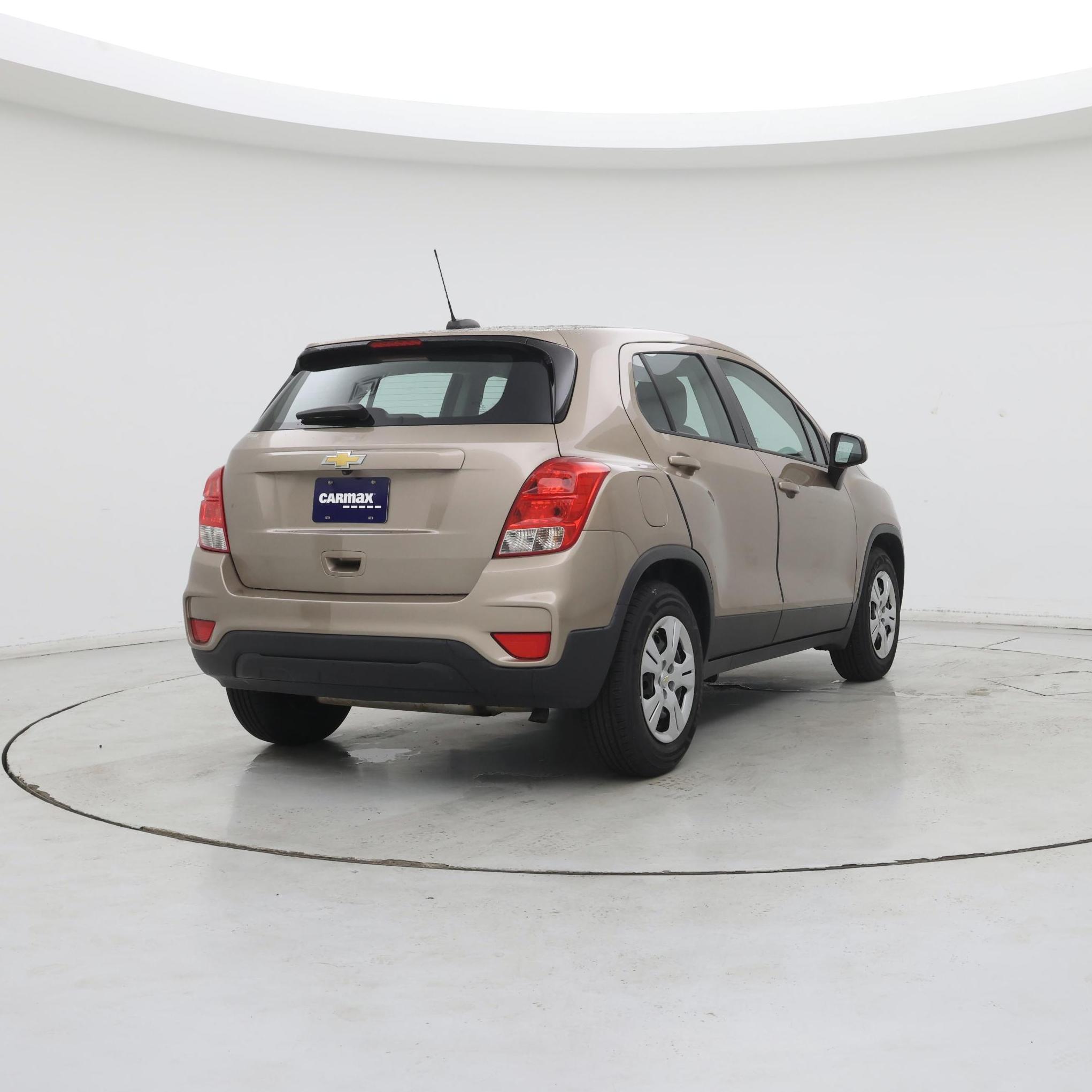 Thumbnail: 2018 Chevrolet Trax - 8