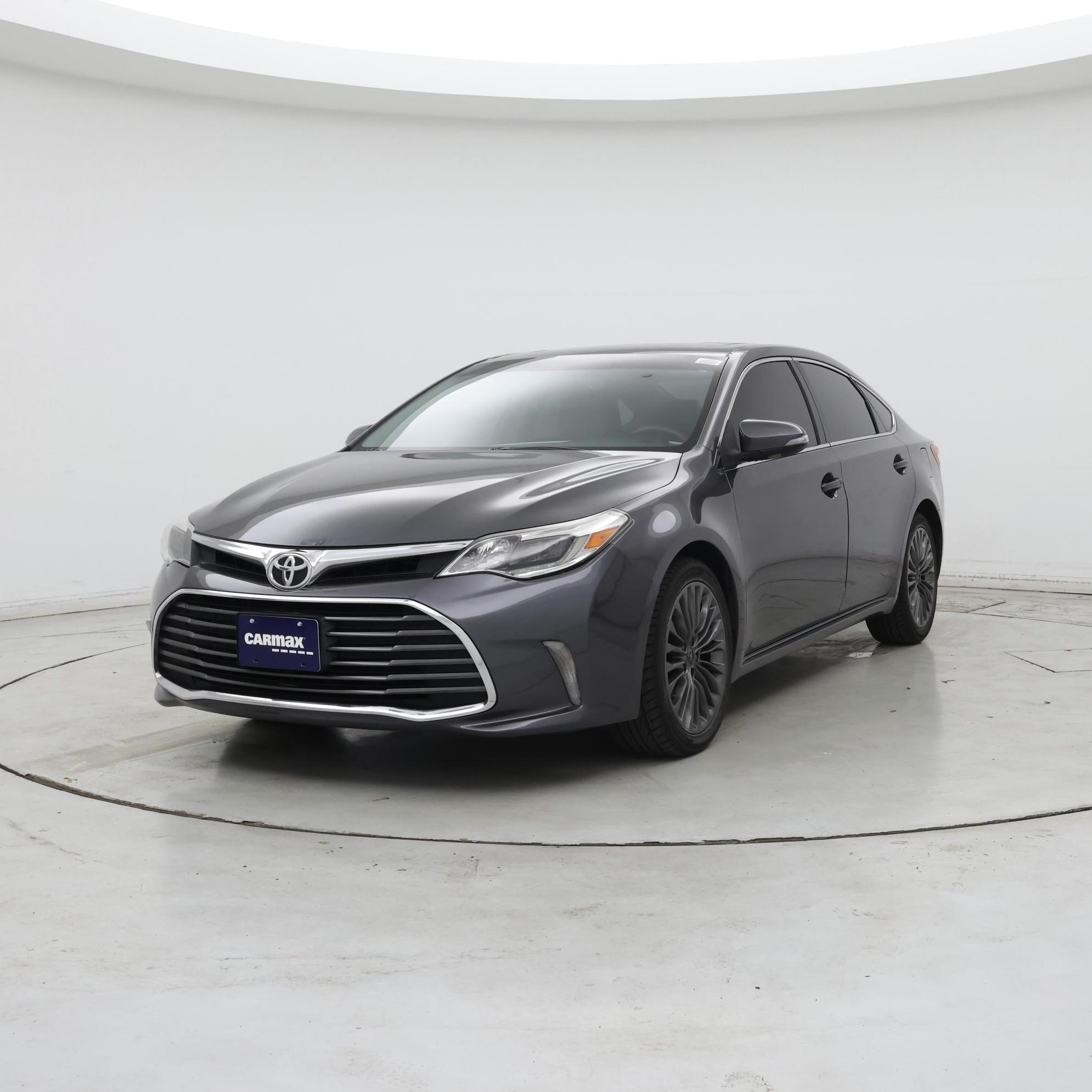 Thumbnail: 2016 Toyota Avalon - 4