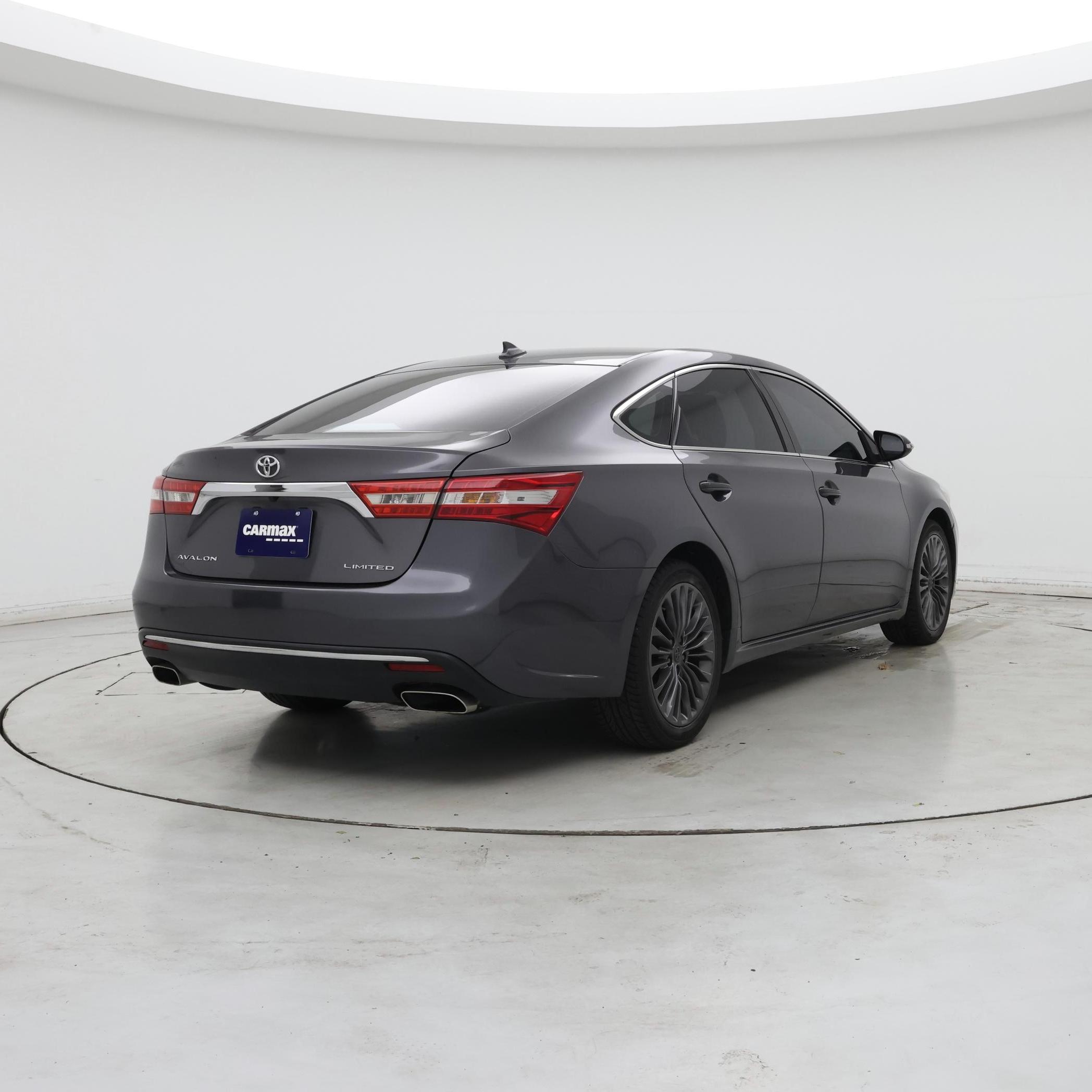 Thumbnail: 2016 Toyota Avalon - 8