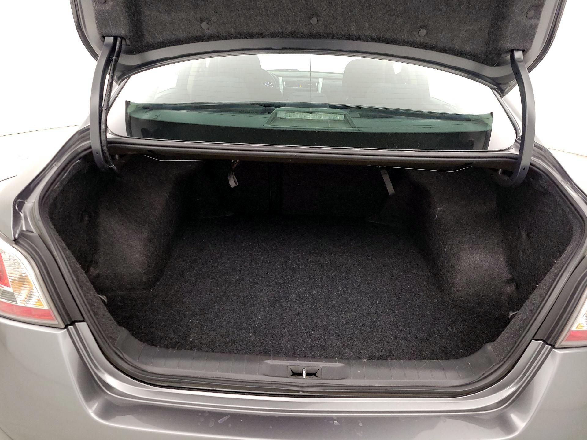 Thumbnail: 2014 Nissan Altima - 19