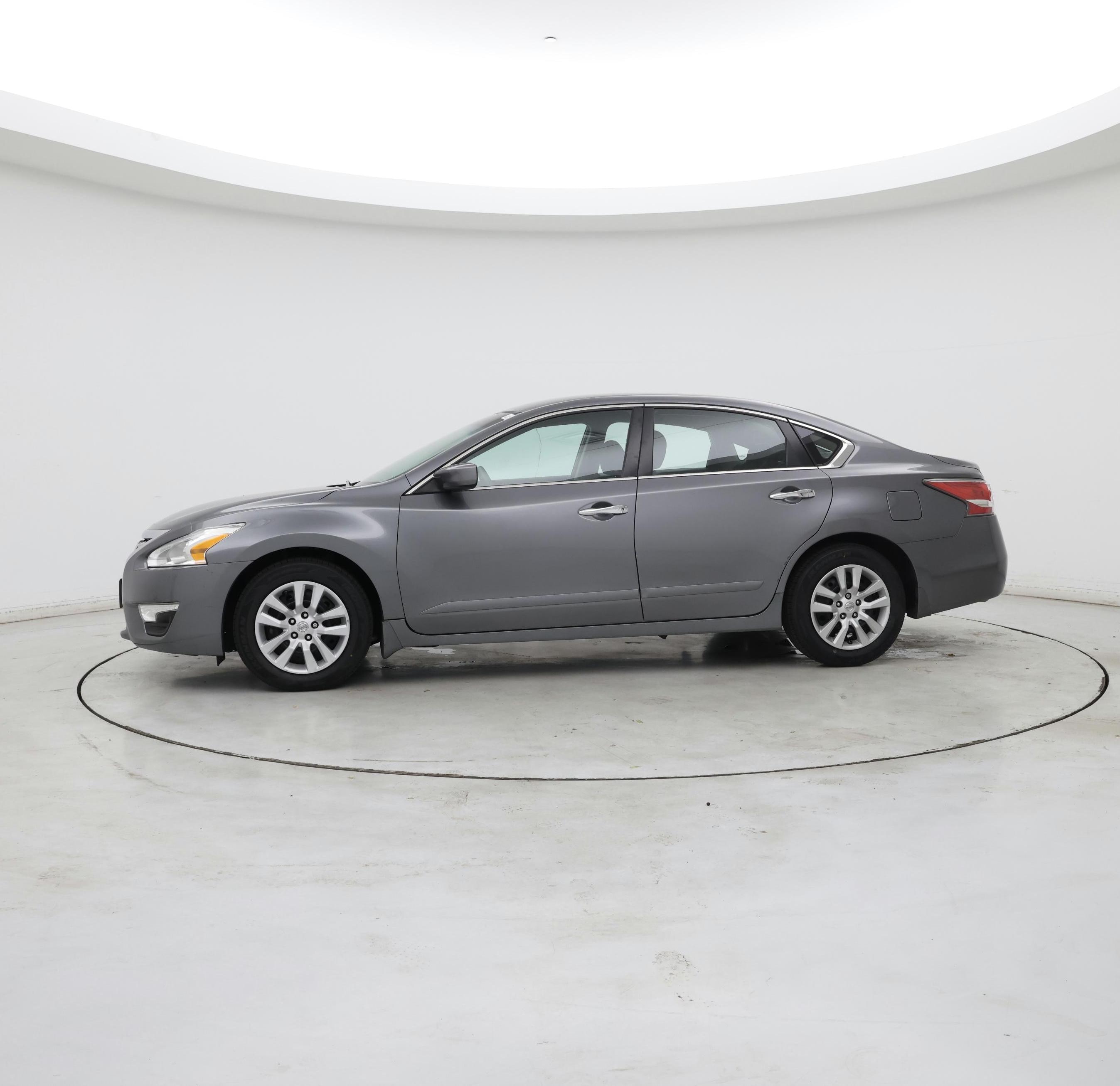 Thumbnail: 2014 Nissan Altima - 3