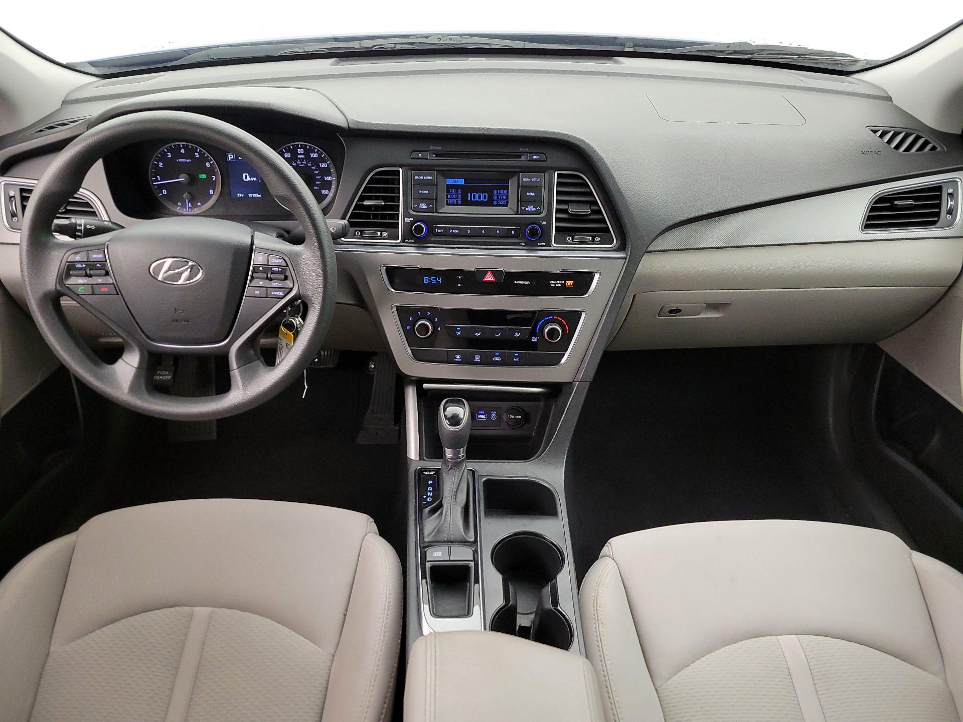 Thumbnail: 2015 Hyundai Sonata - 9