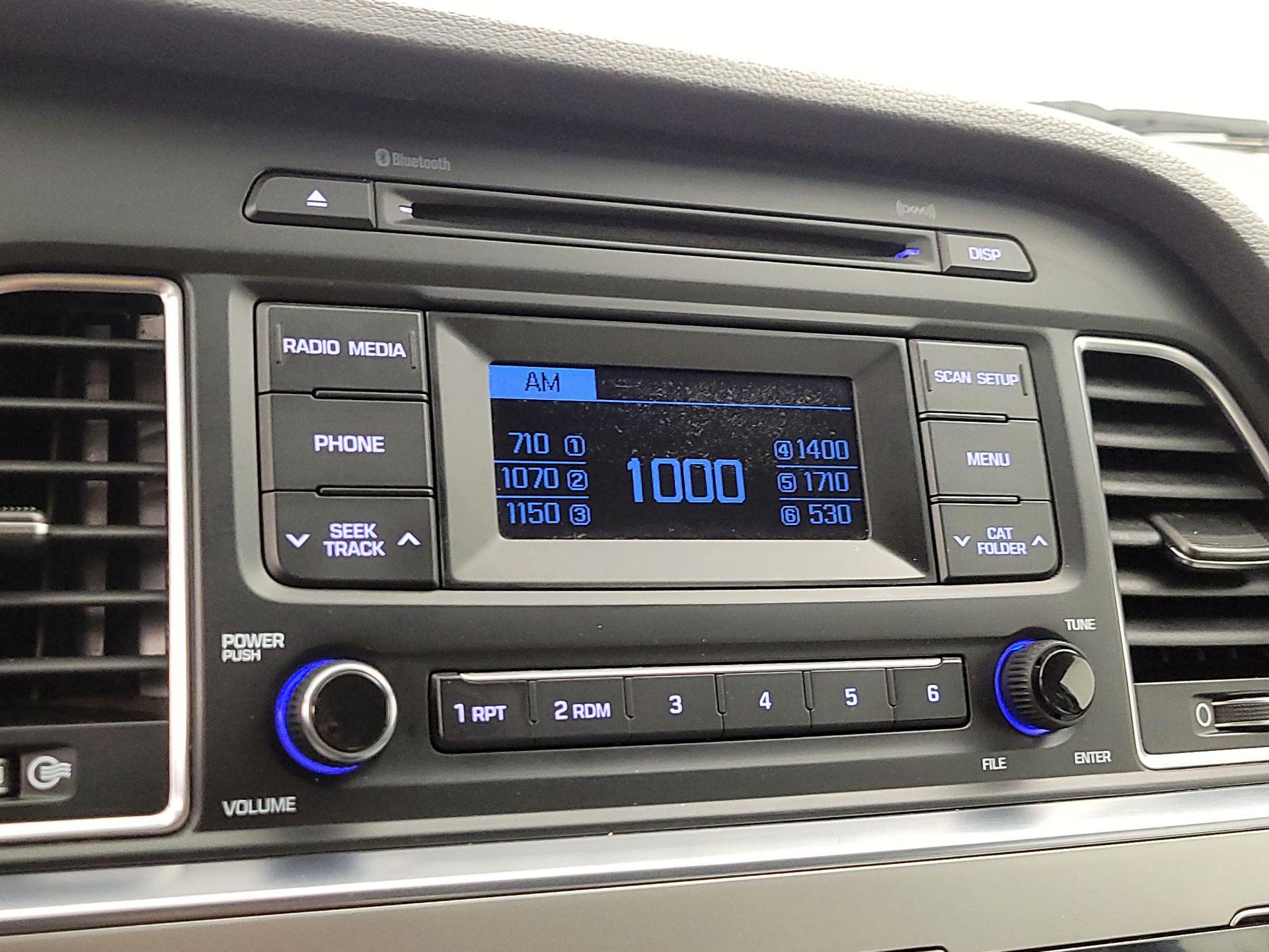 Thumbnail: 2015 Hyundai Sonata - 14