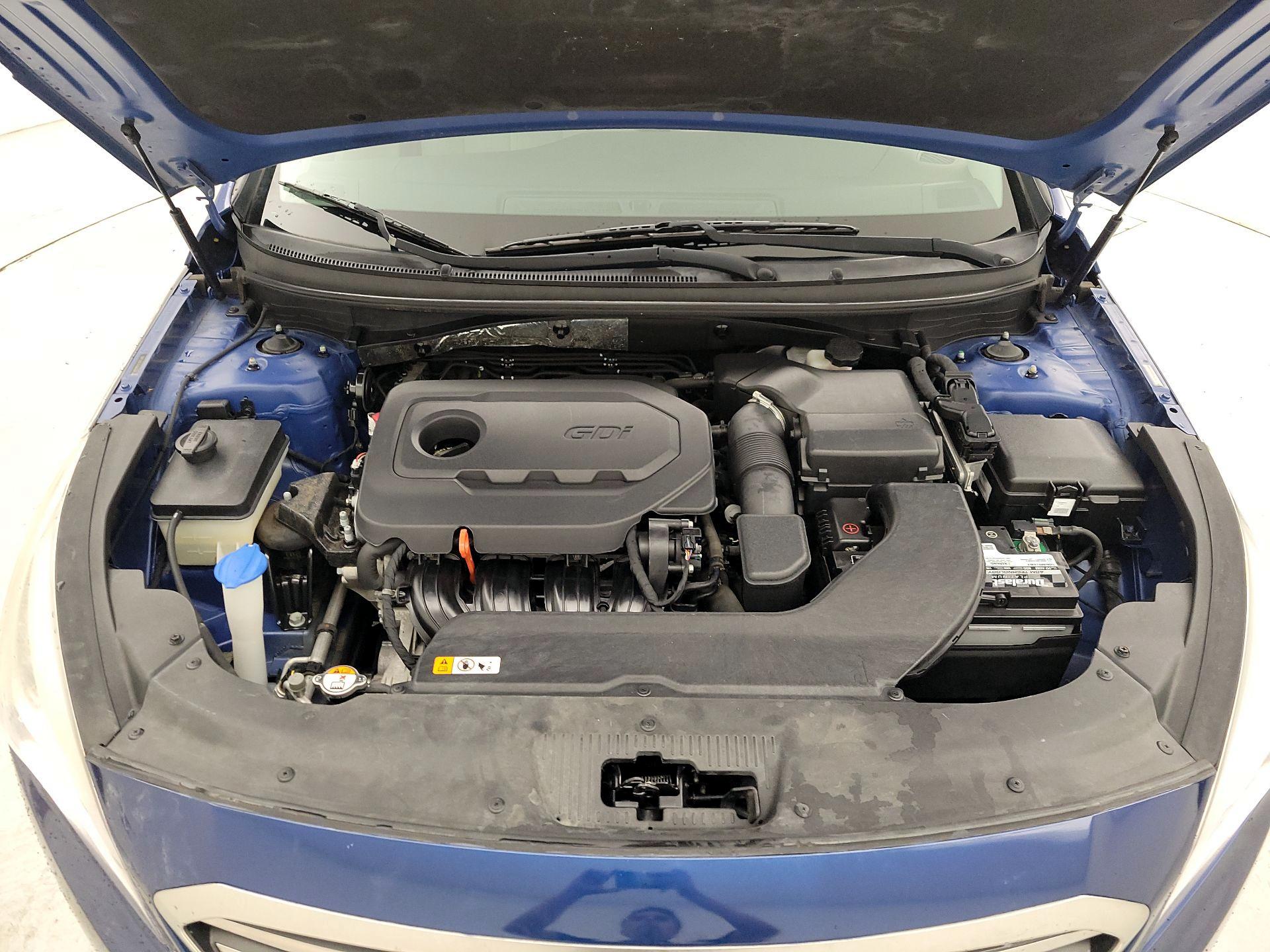 Thumbnail: 2015 Hyundai Sonata - 20