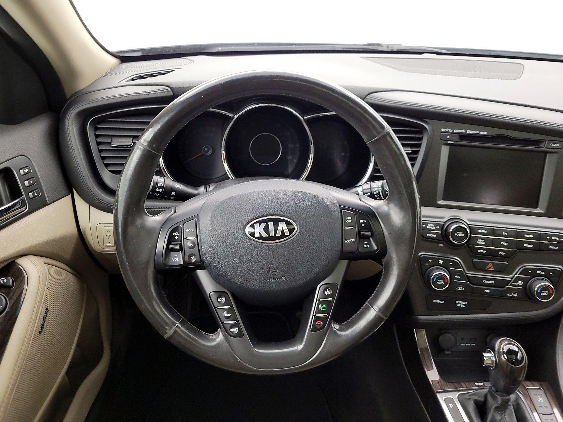 Thumbnail: 2013 Kia Optima - 10